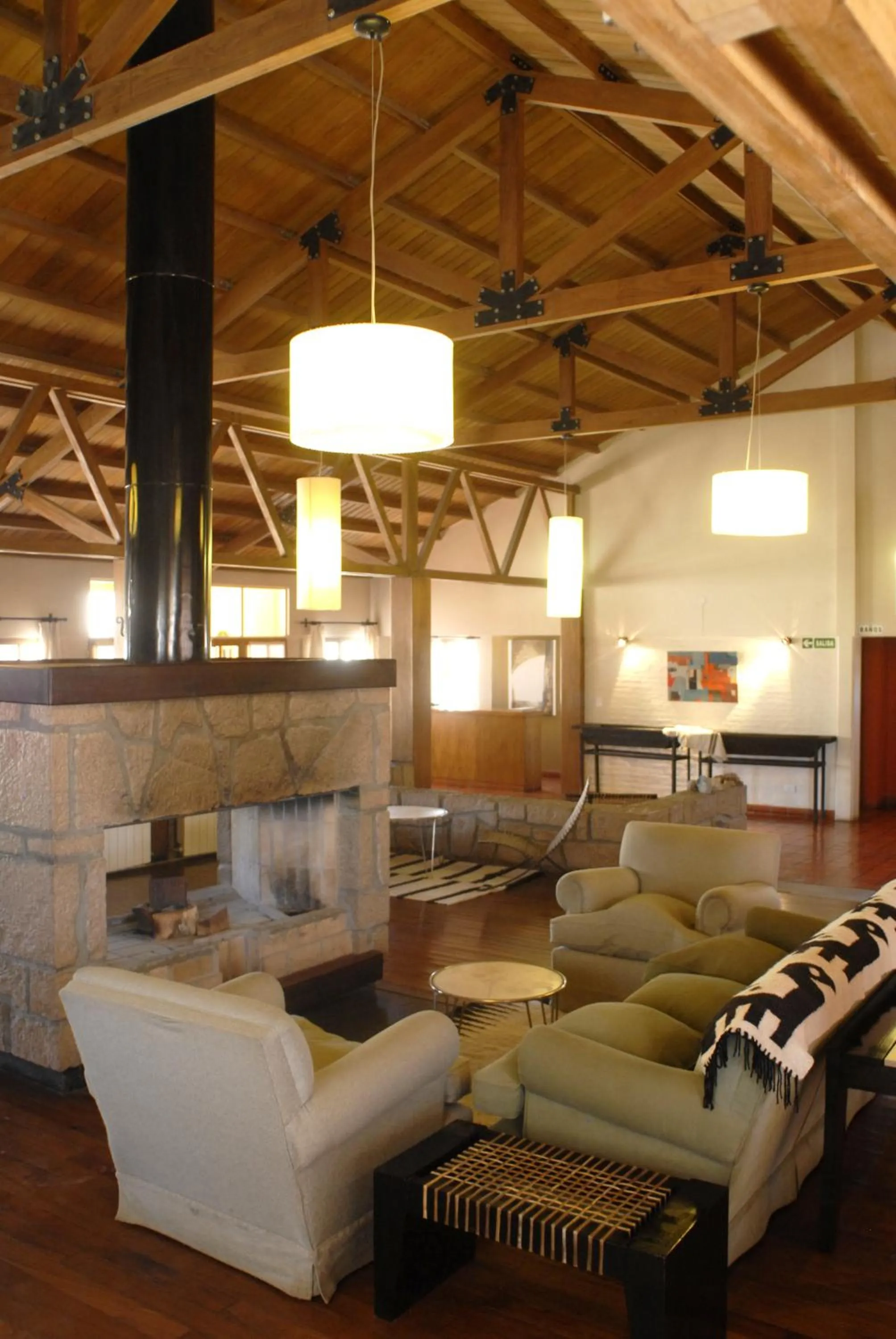 Communal lounge/ TV room in Hotel de Las Nubes