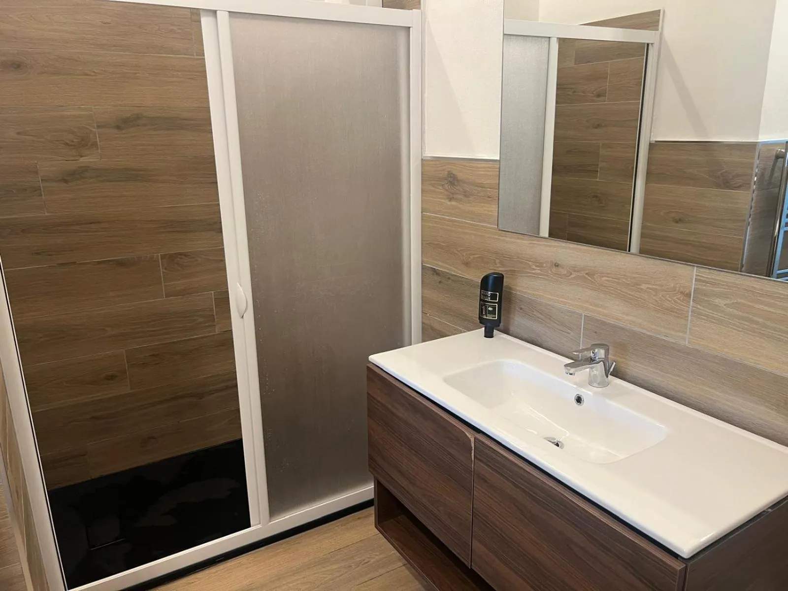 Shower in Locanda Zita