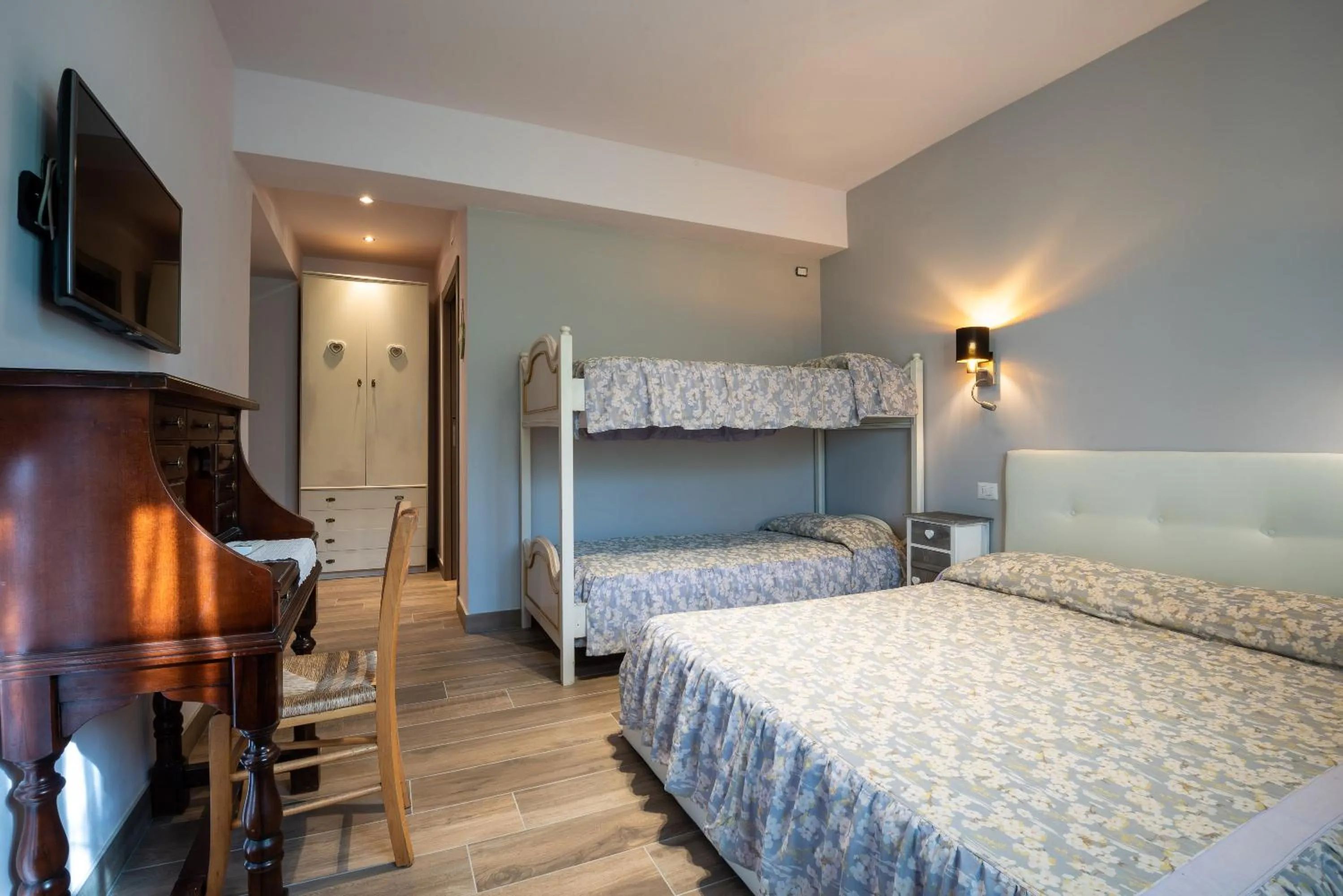 Photo of the whole room, Bed in Locanda San Giorgio