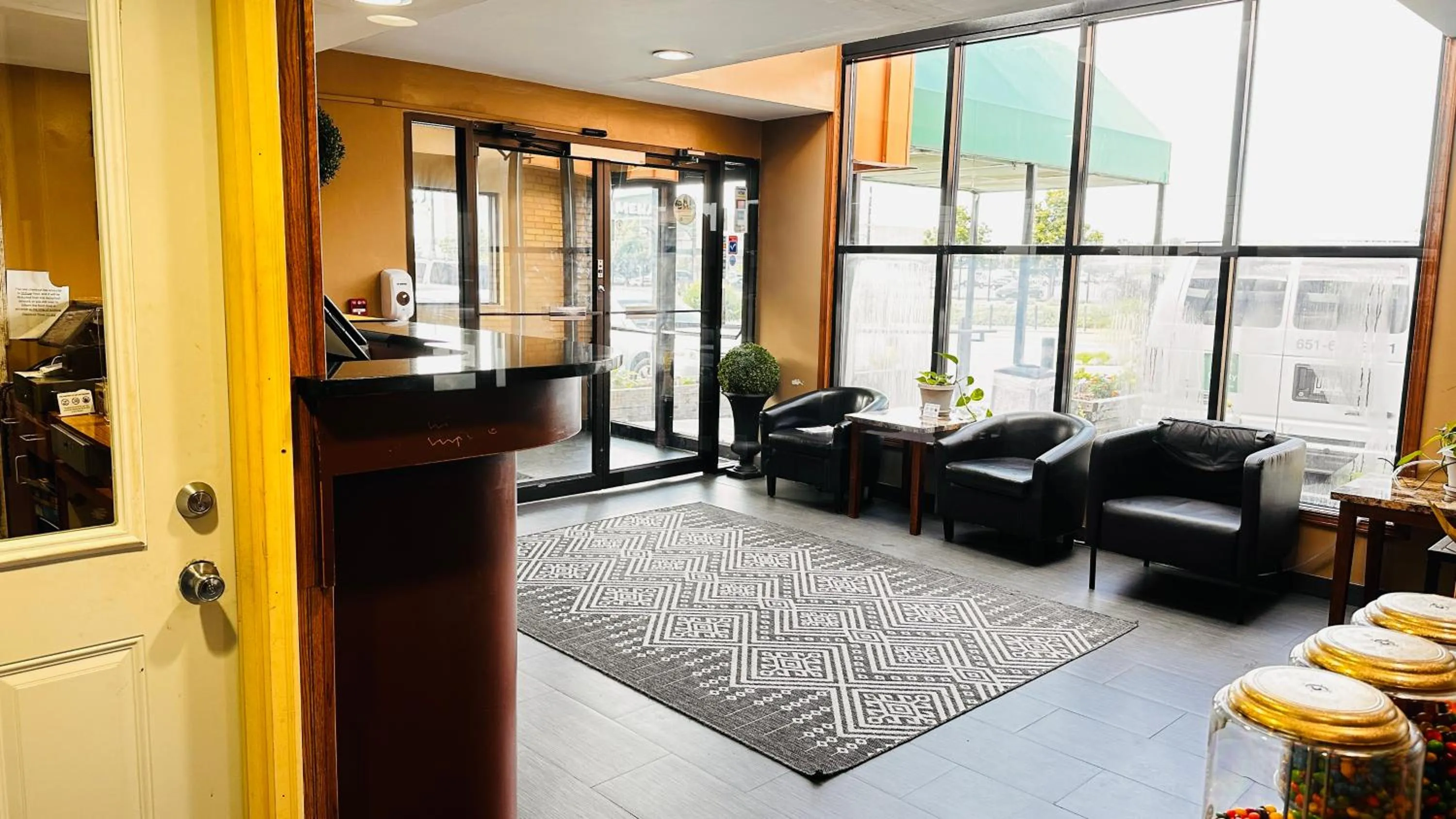 Lobby or reception in Quality Inn St Paul-Minneapolis-Midway