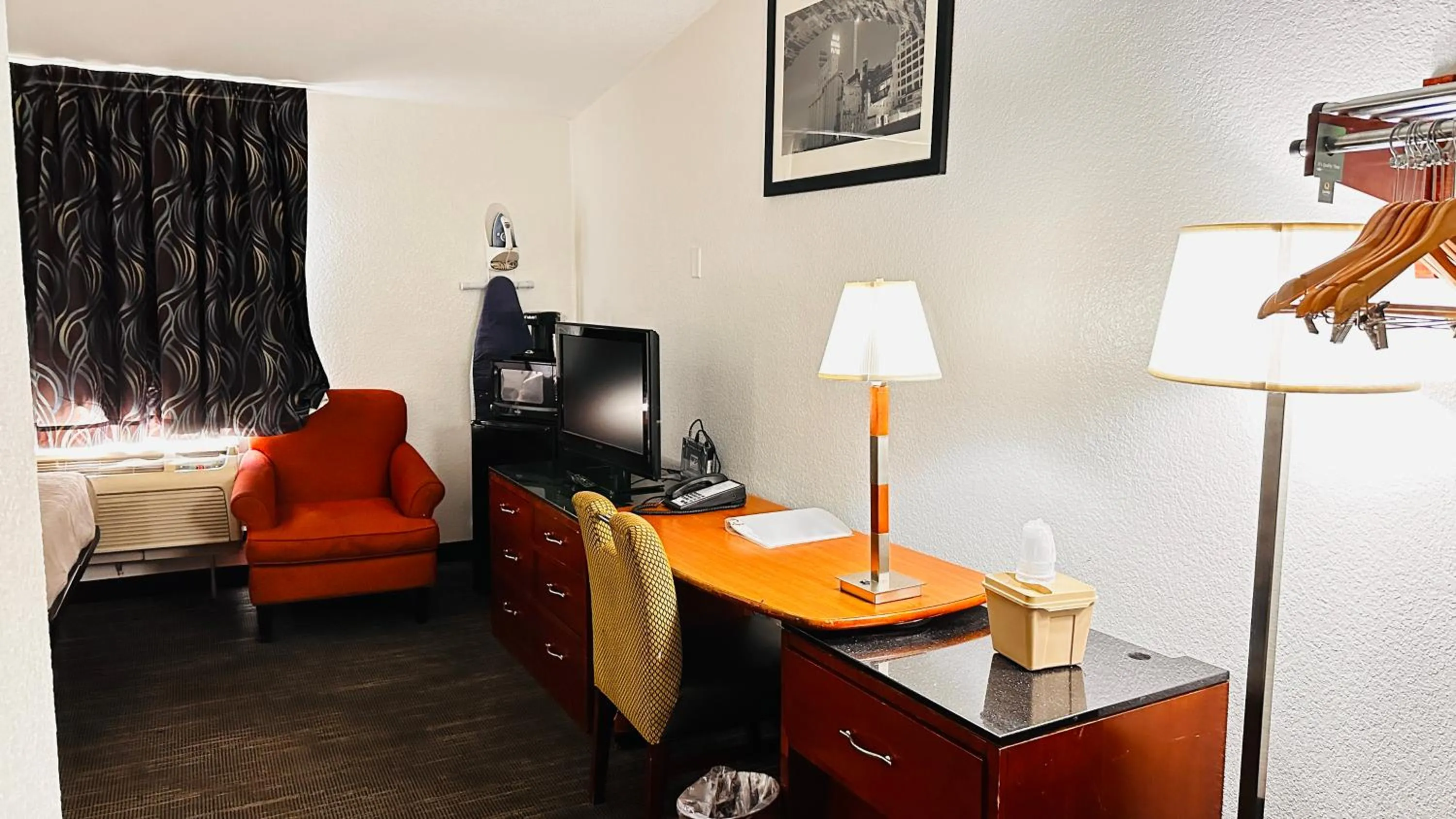 furniture in Quality Inn St Paul-Minneapolis-Midway