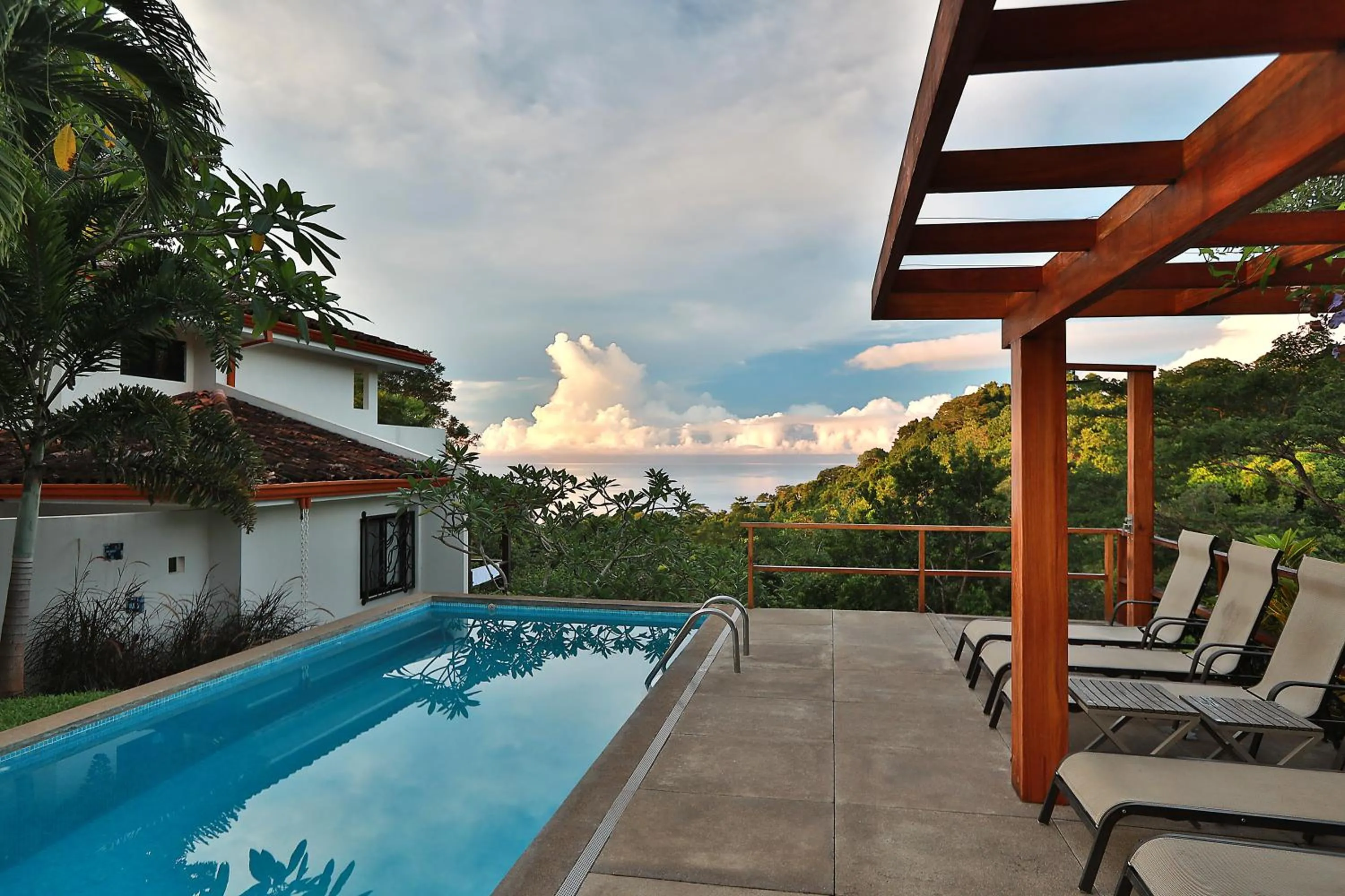 Casa Frangipani
