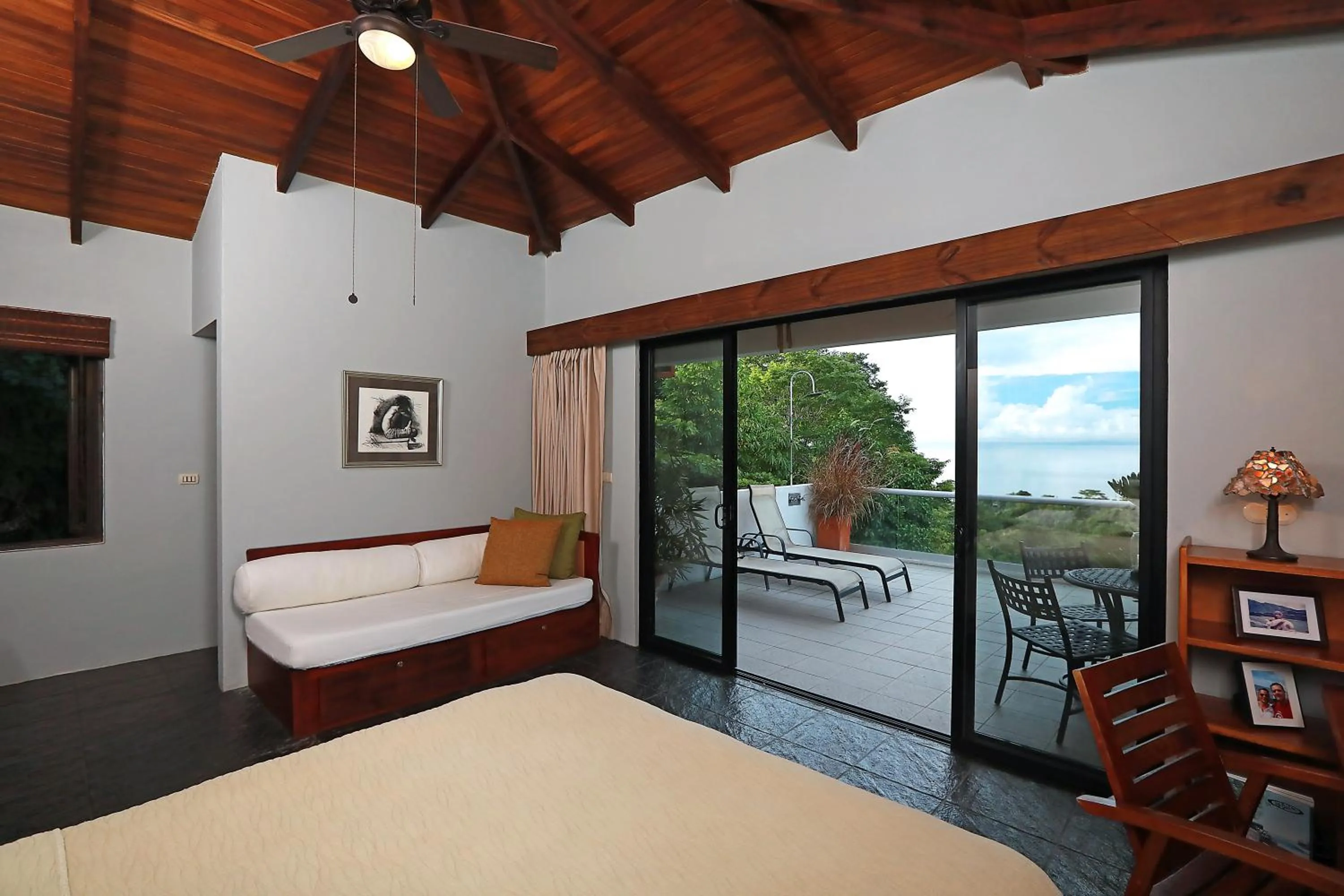 Bed in Casa Frangipani