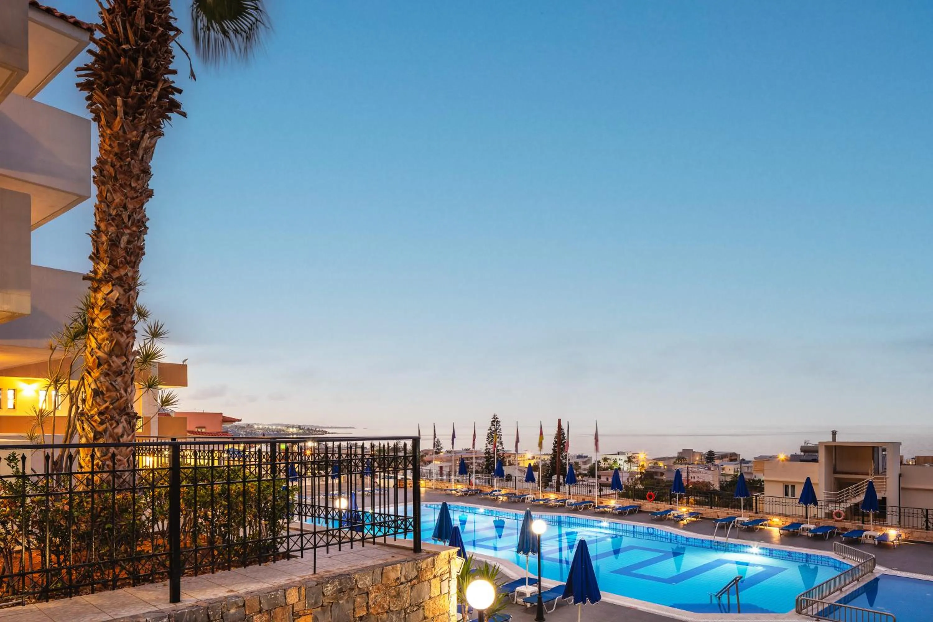 Swimming pool in Koni Village Hotel