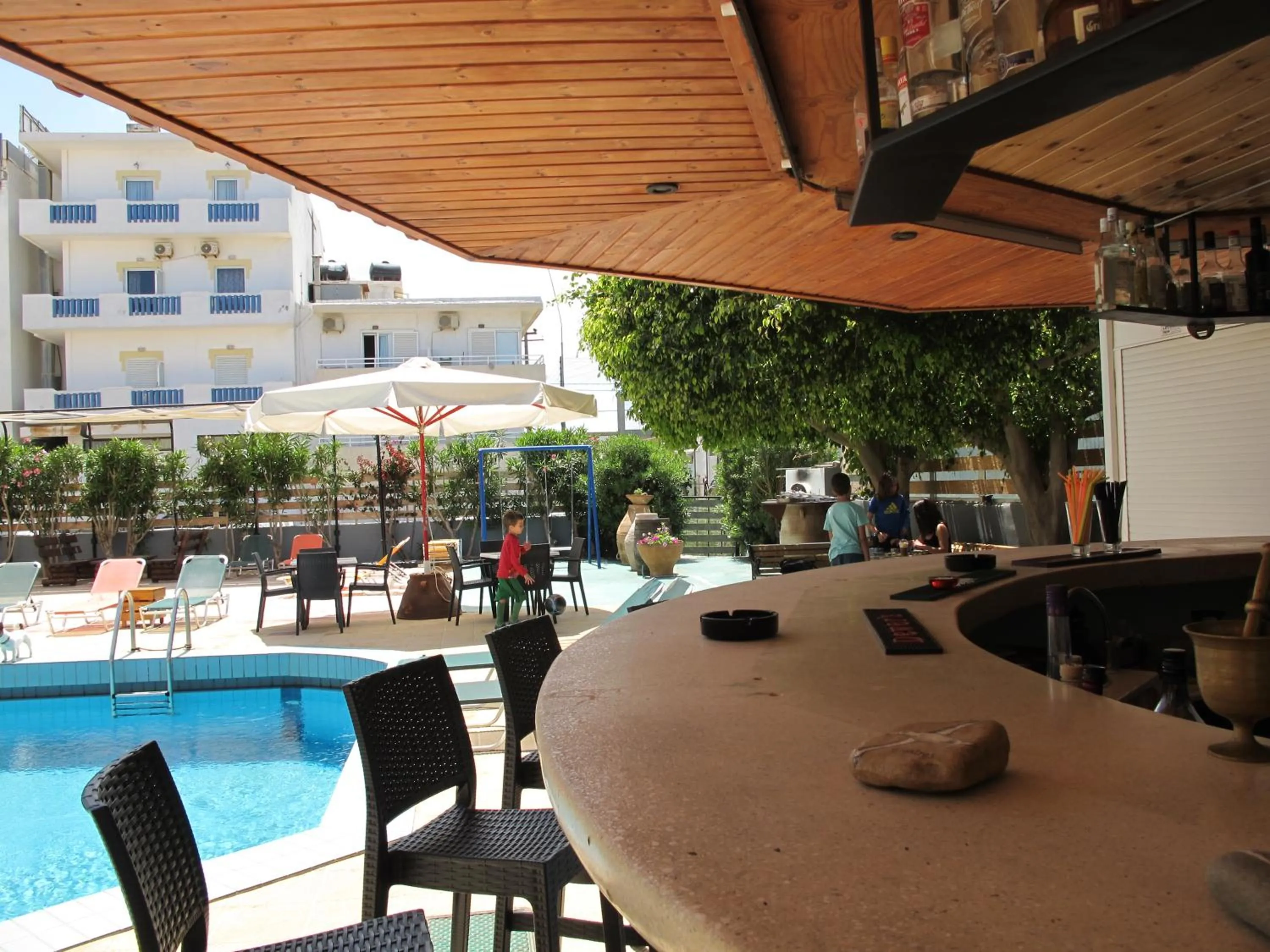 Evening entertainment in Albatross Apartments