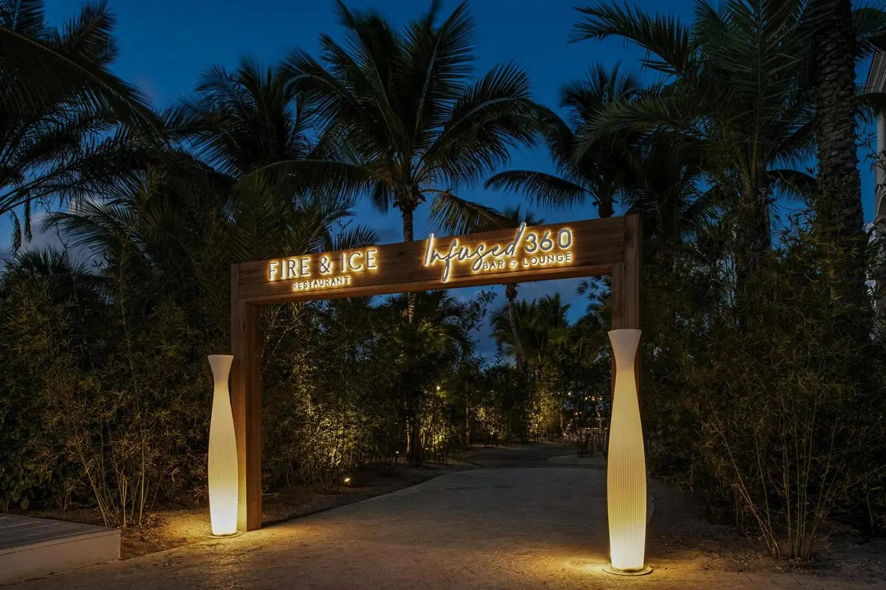 Restaurant/places to eat in Blue Haven Resort- All Inclusive