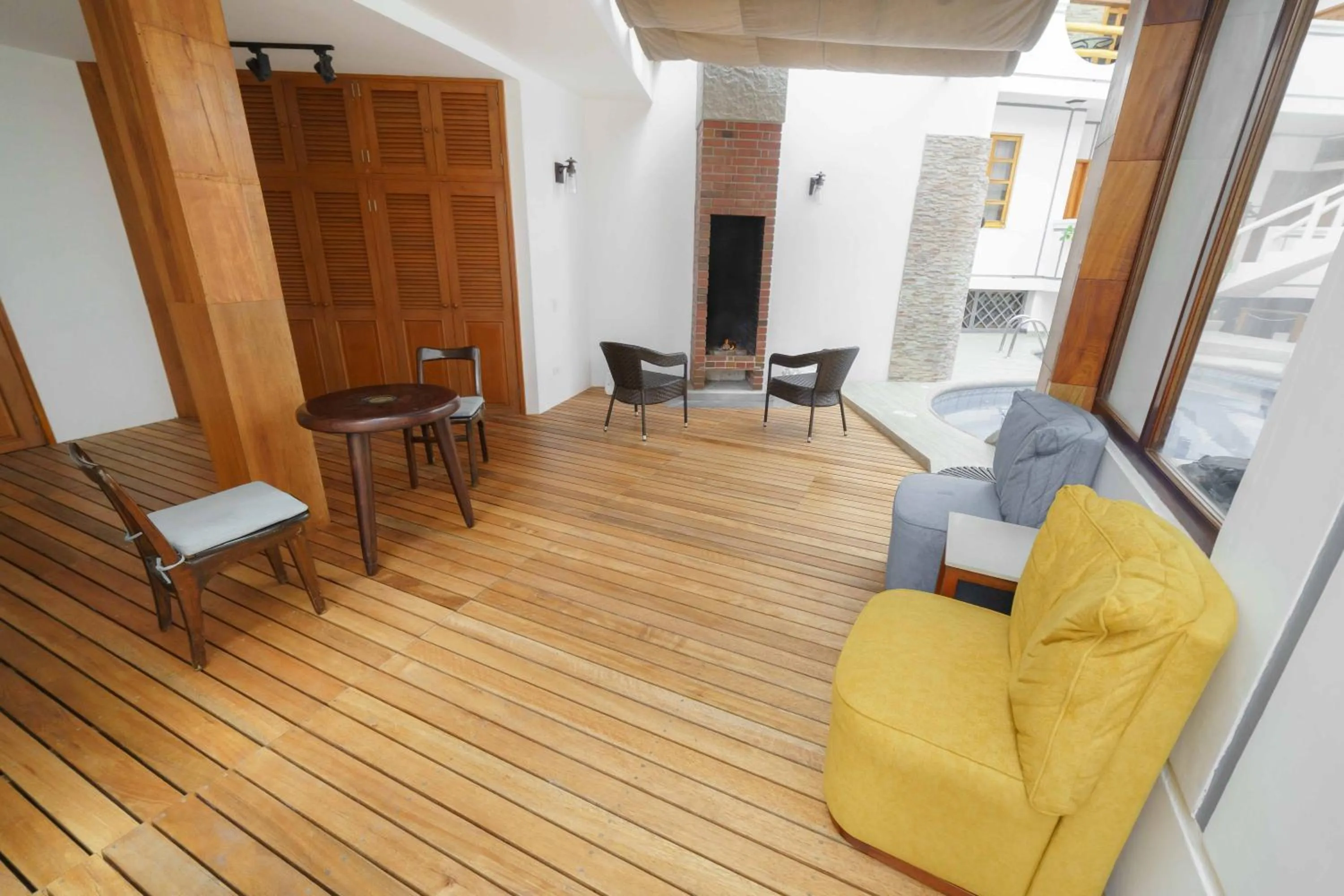 Seating area in Hotel Santa Fe