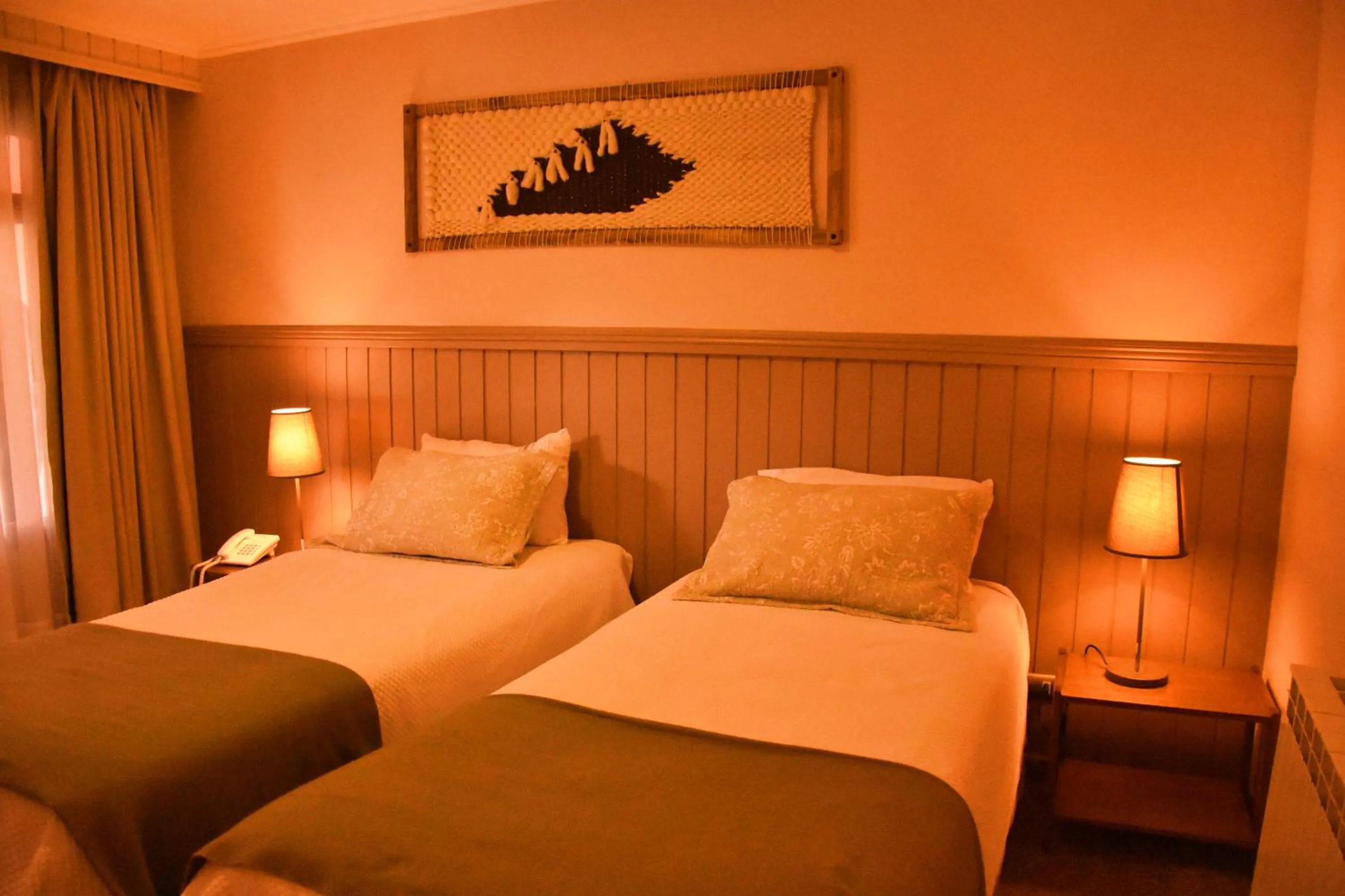 Photo of the whole room, Bed in Lady Florence Dixie