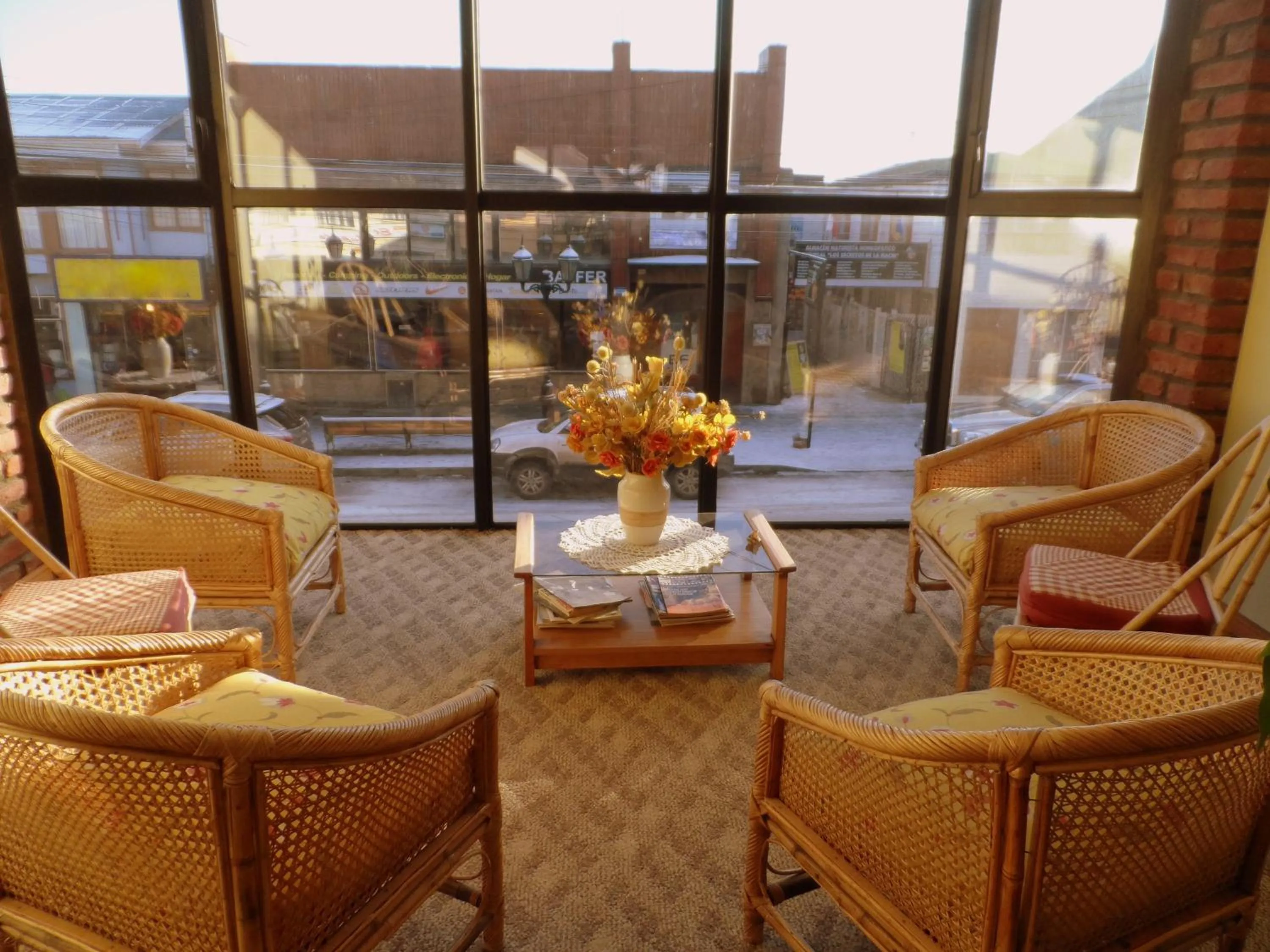 Communal lounge/ TV room in Lady Florence Dixie