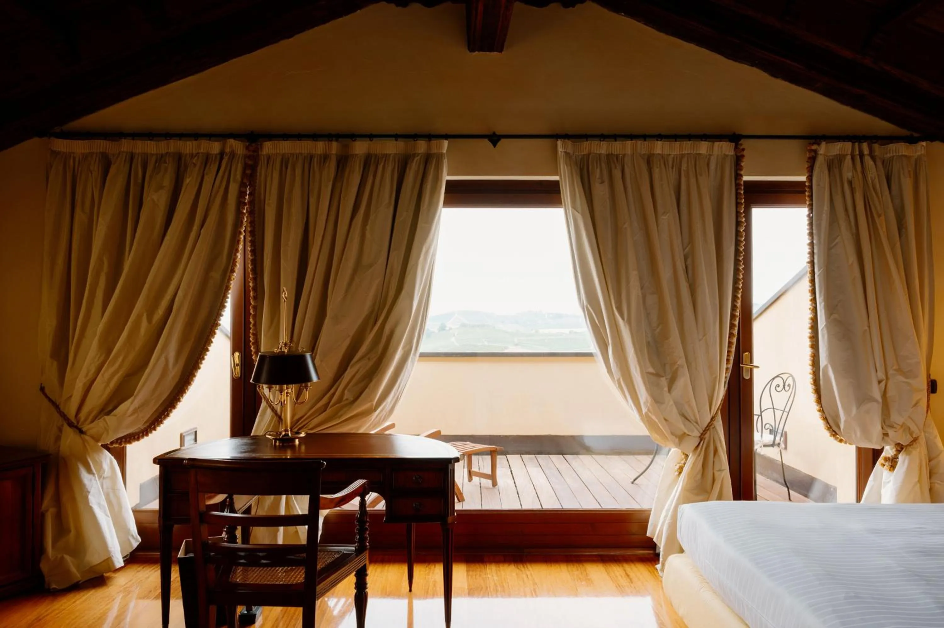 Bed in Hotel Casa Pavesi