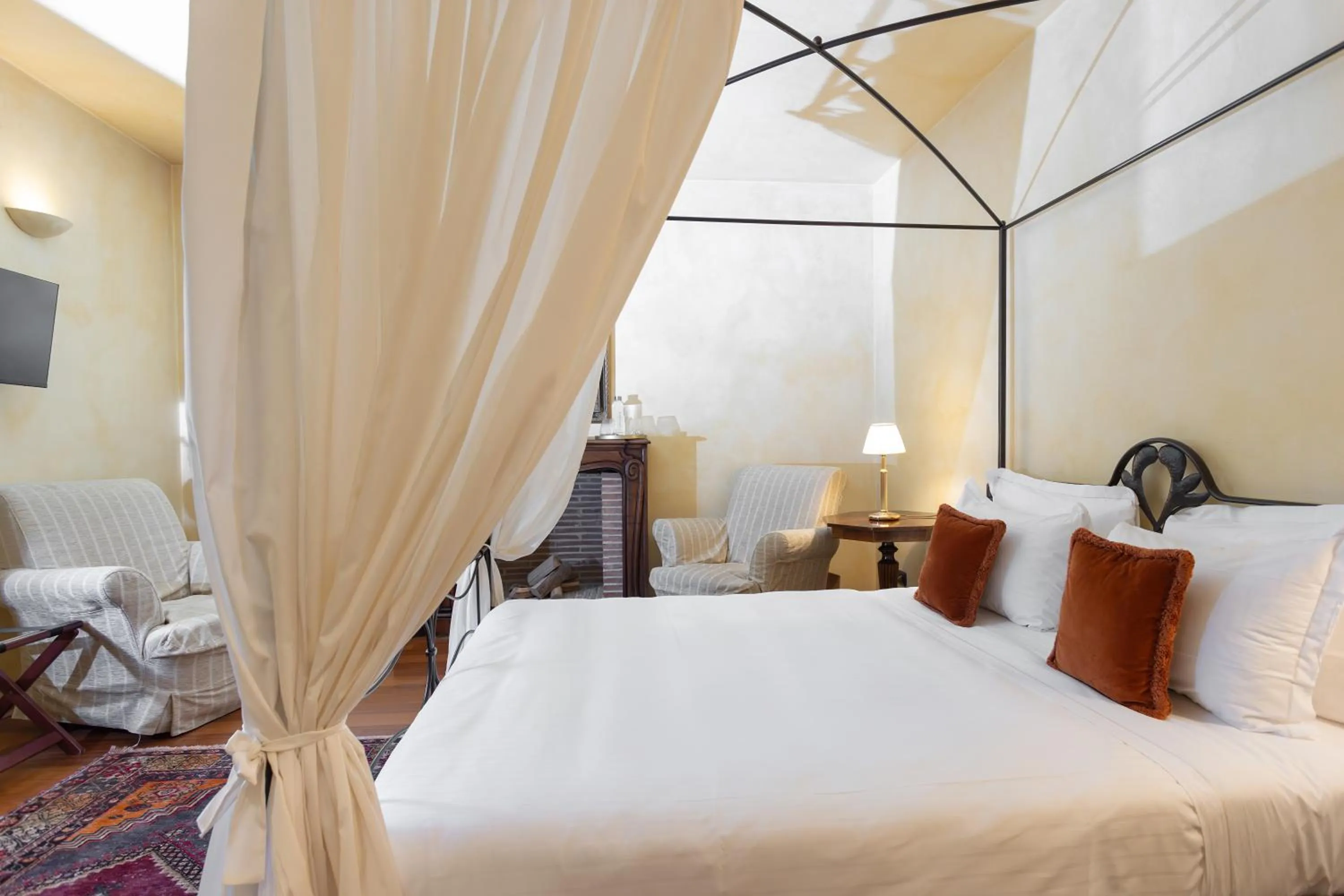 Bed in Hotel Casa Pavesi