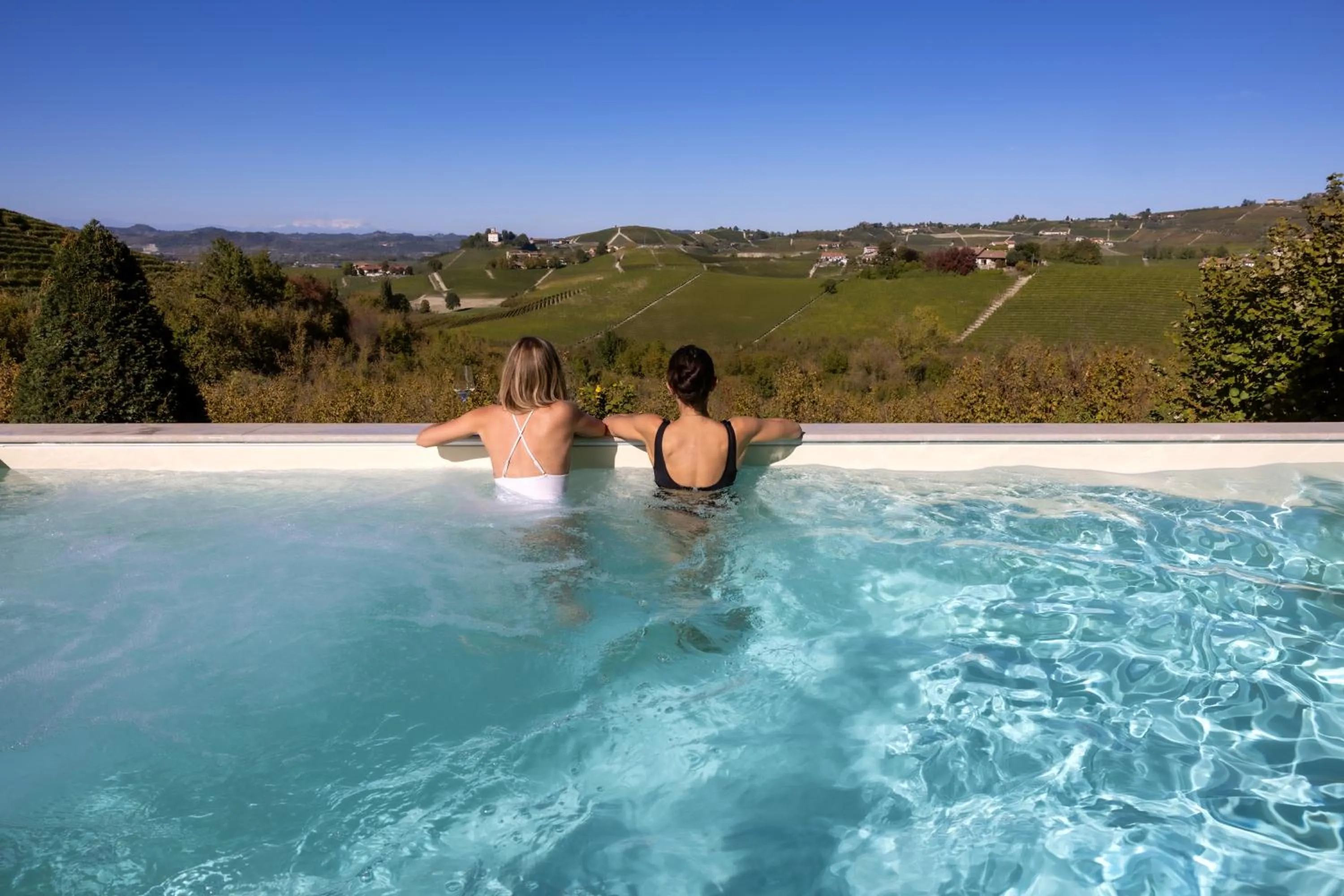 Swimming pool in Hotel Casa Pavesi
