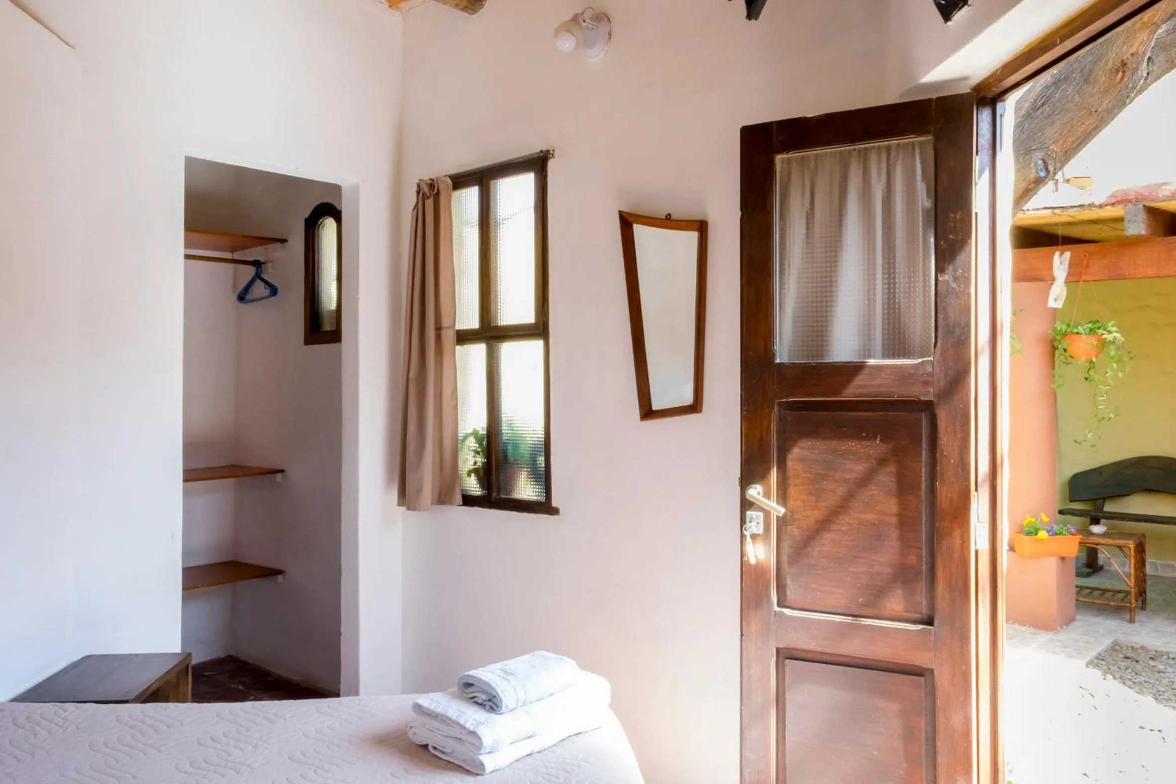 Small Double Room in La Montaña B&B