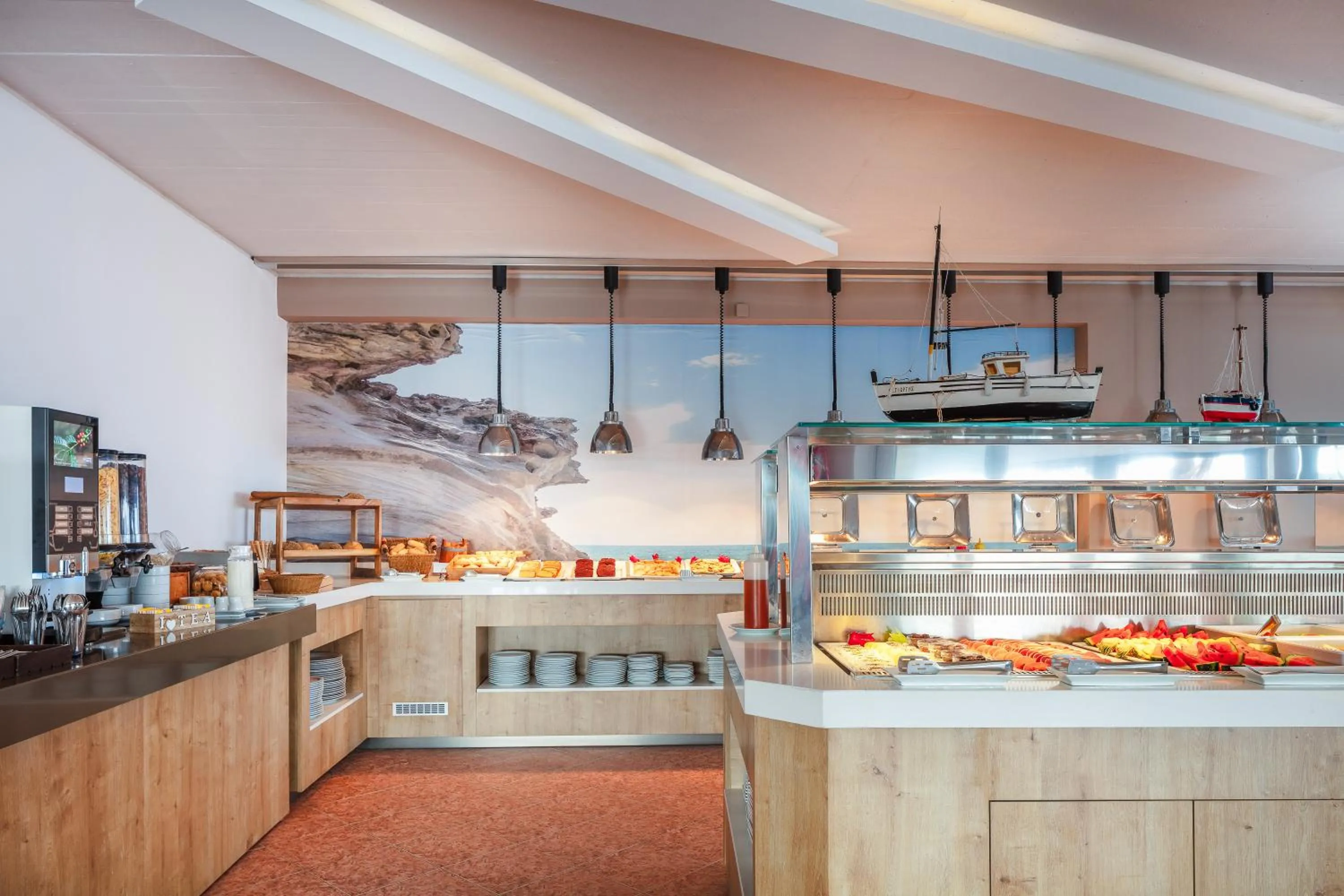 Breakfast in Golden Bay Boutique Hotel & Bungalows