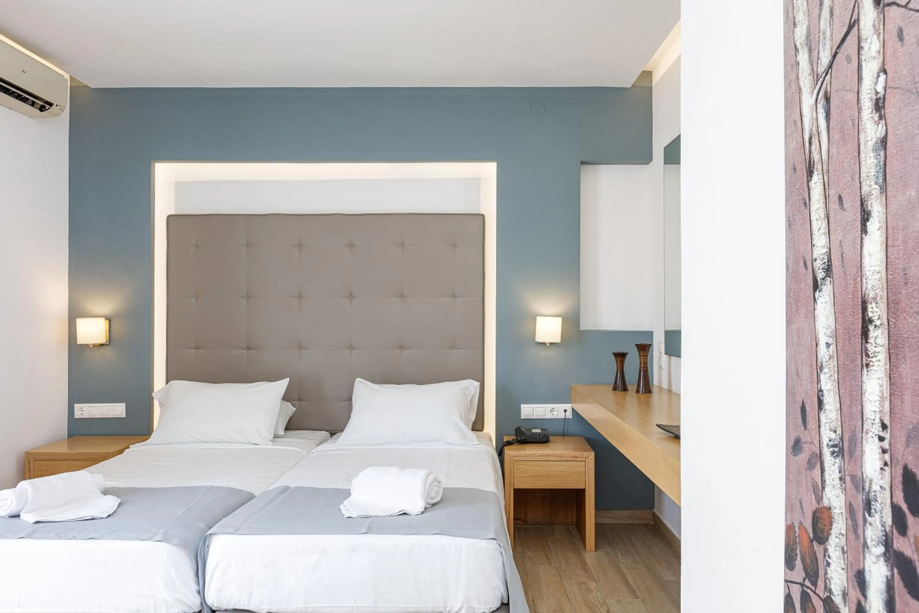 Bed in Golden Bay Boutique Hotel & Bungalows