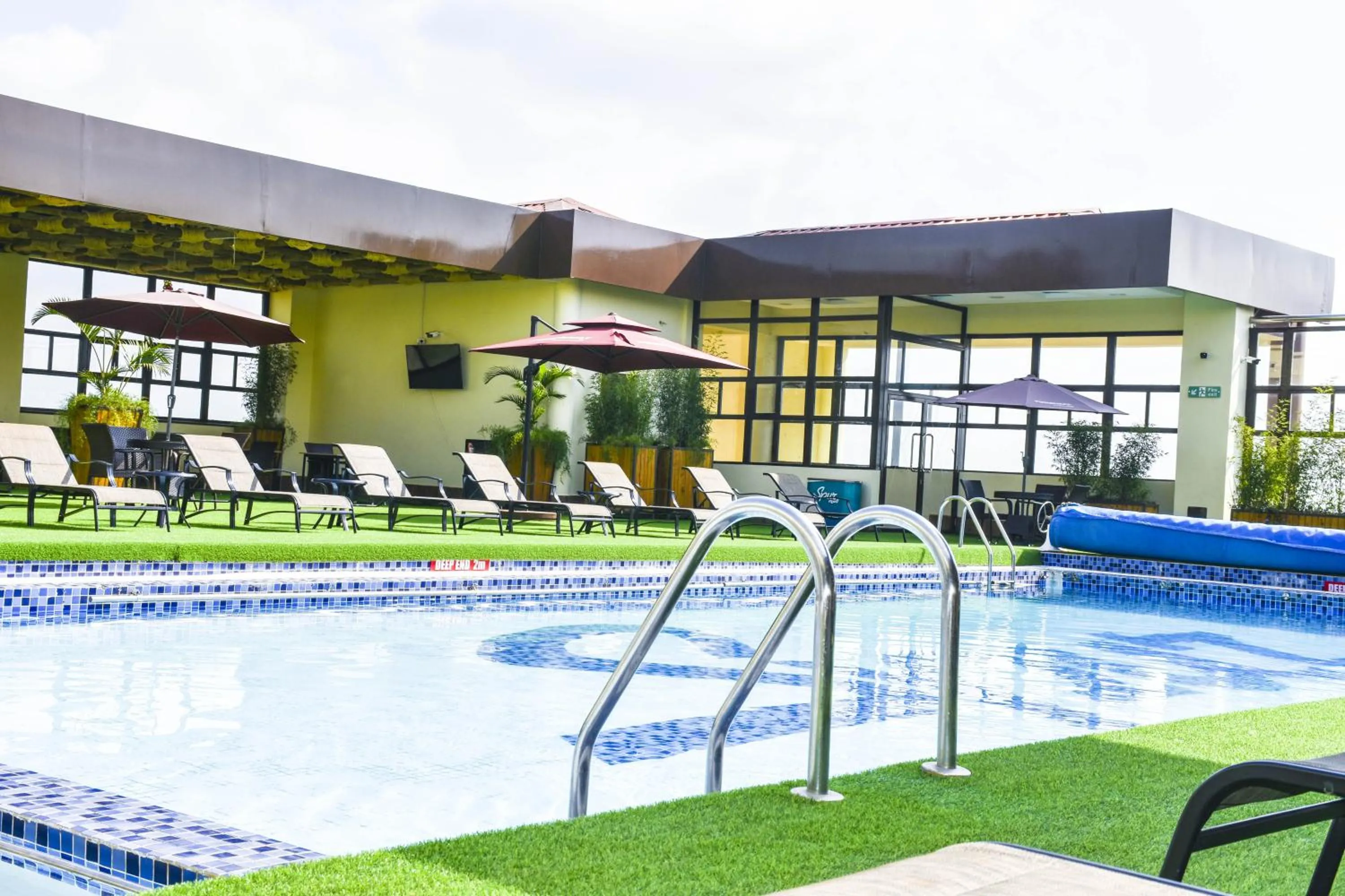Pool view in Verona Hotel and Conference Center