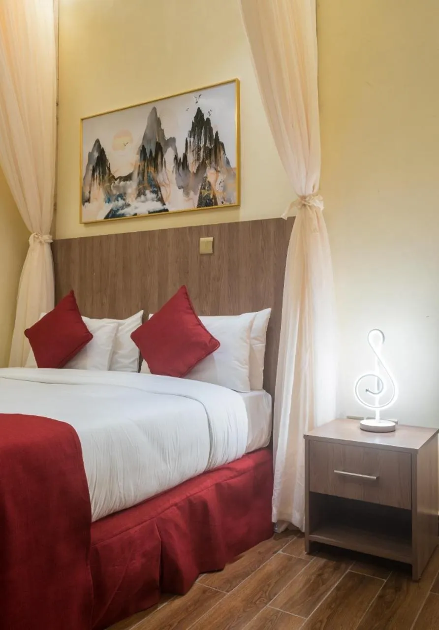 Bed in Verona Hotel and Conference Center