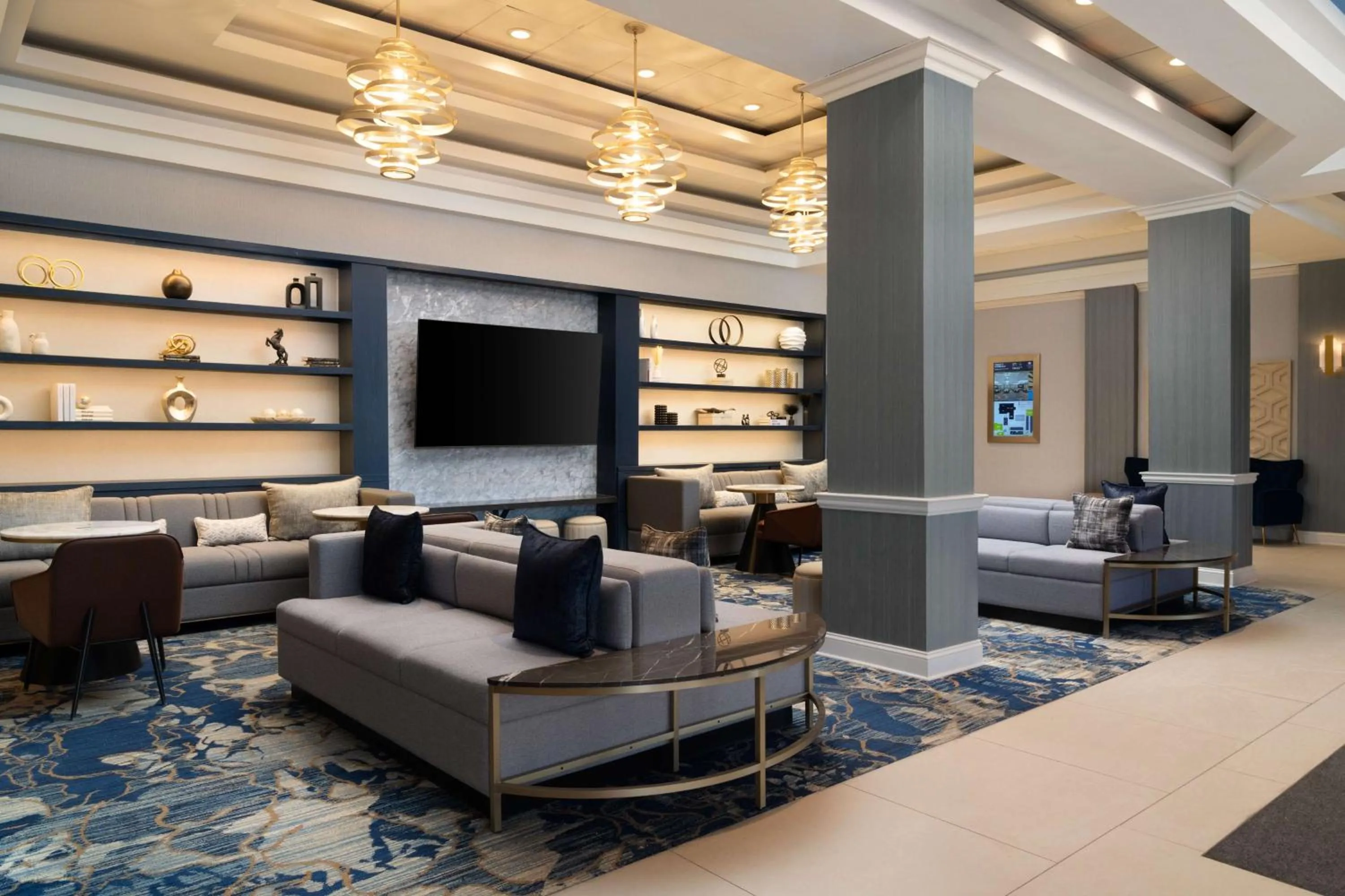 Lobby or reception in DoubleTree By Hilton Baltimore North Pikesville