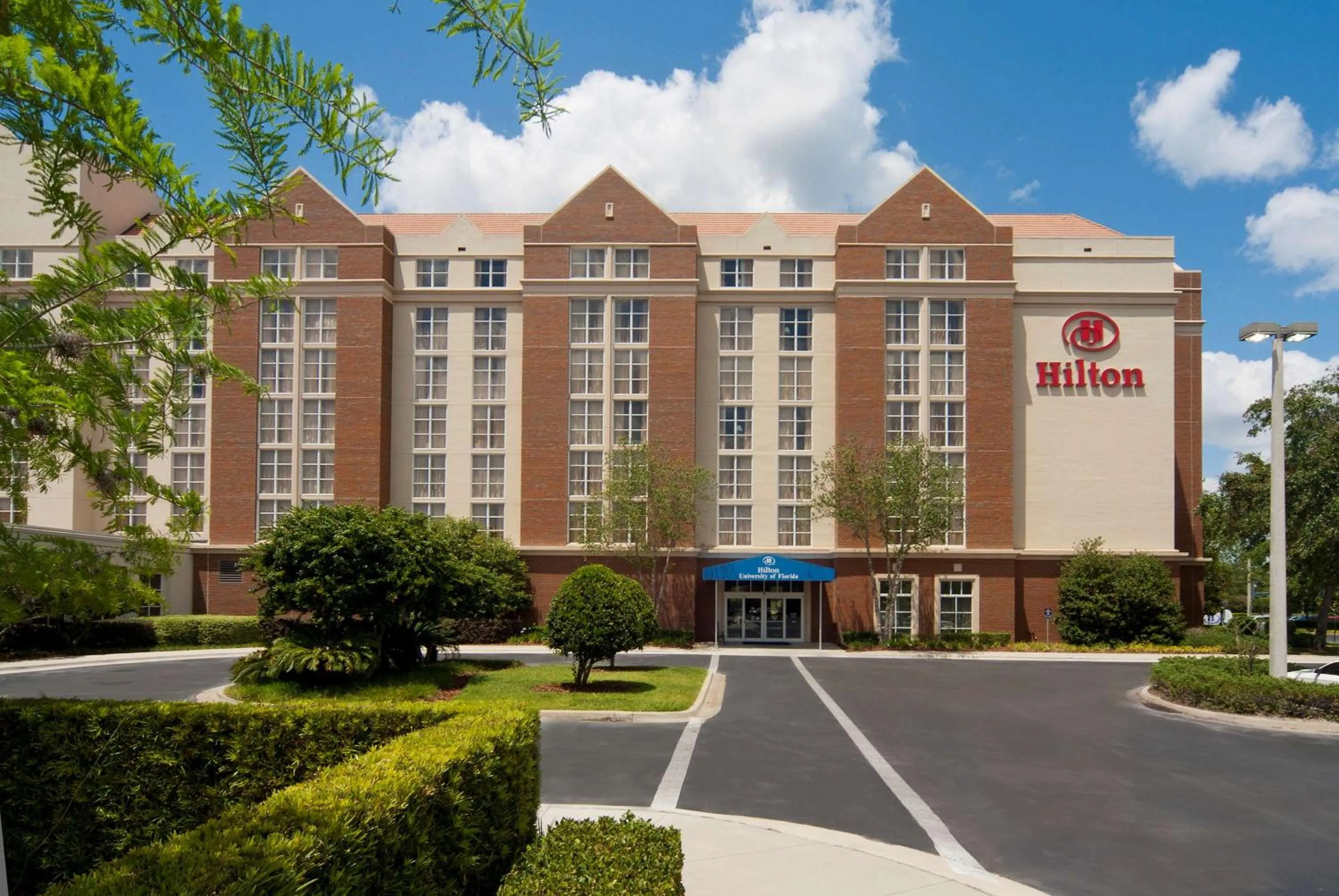 Property building in Hilton University of Florida Conference Center Gainesville