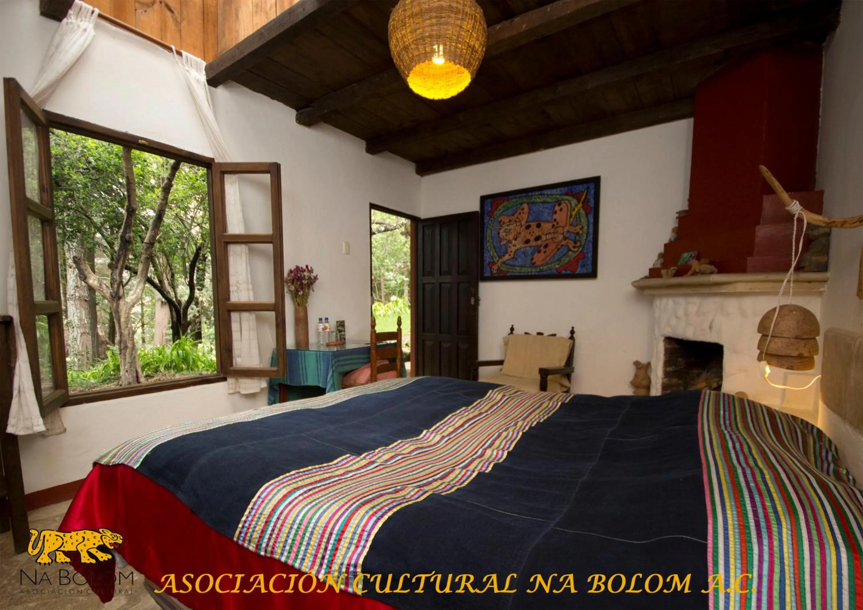 Garden view, Bed in Hotel Na Bolom