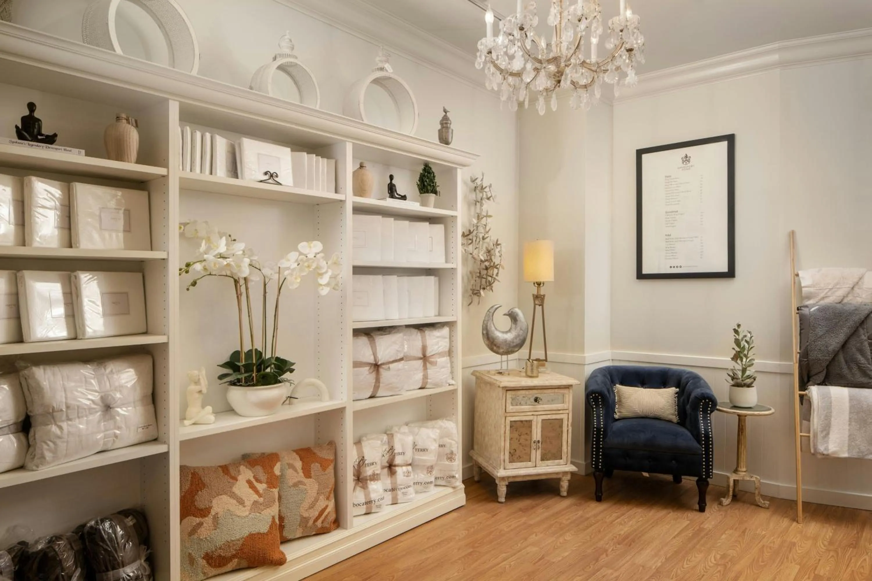 Other, Bed in Davenport Hotel, Autograph Collection