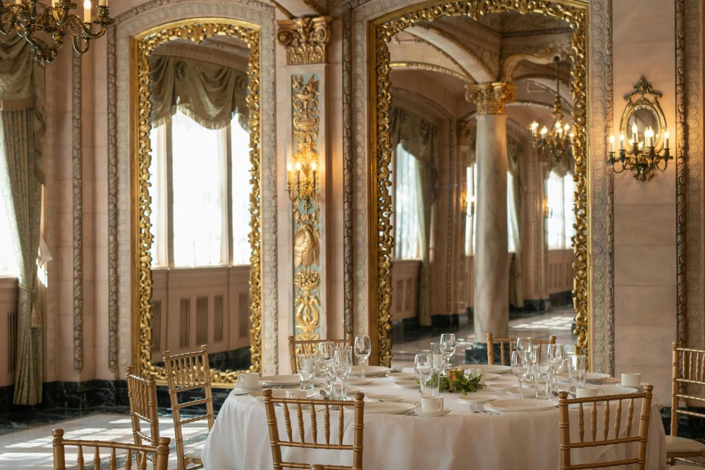 Meeting/conference room in Davenport Hotel, Autograph Collection