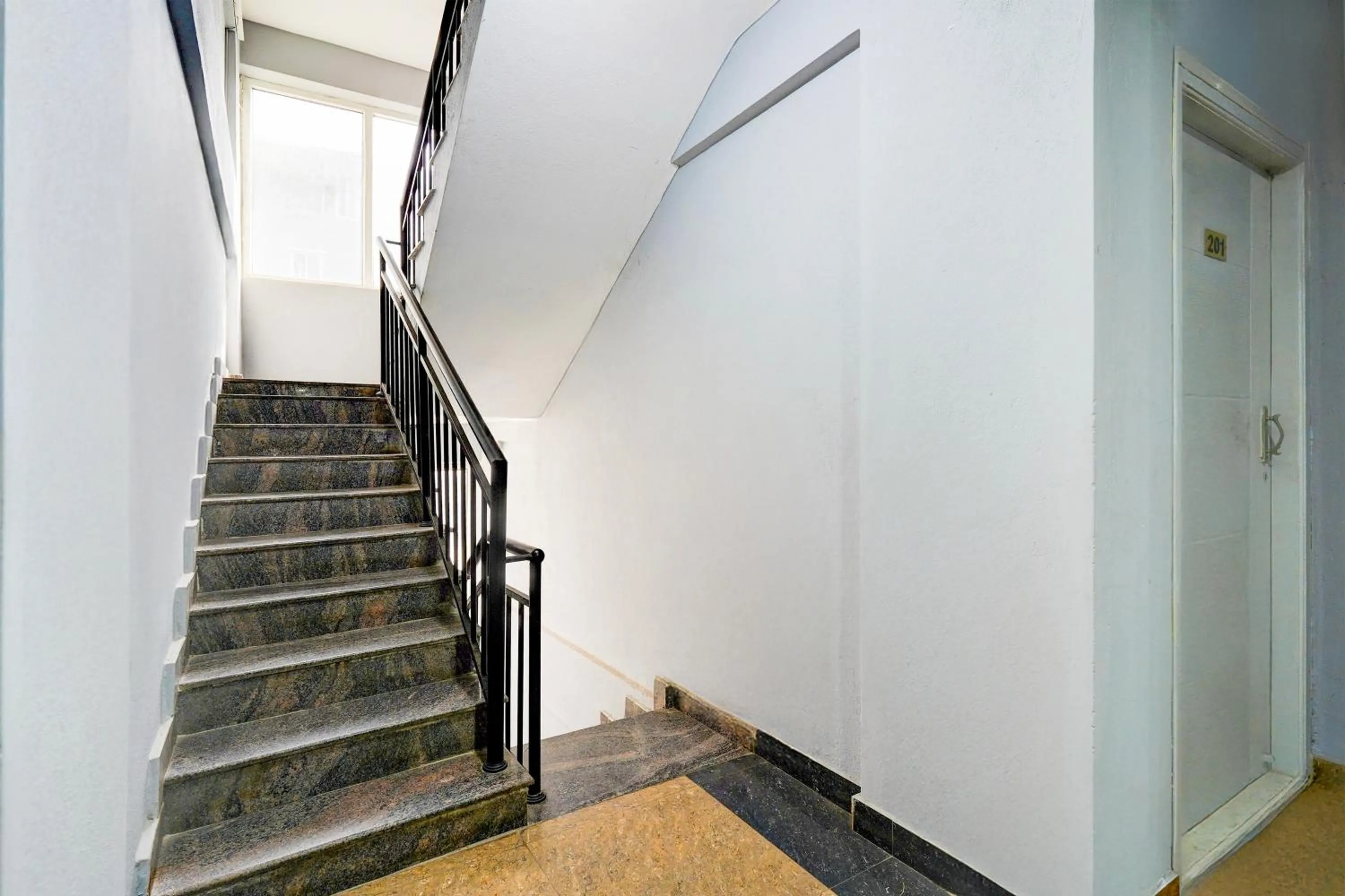 Lobby or reception in Super Hotel O Bellandur Bangalore