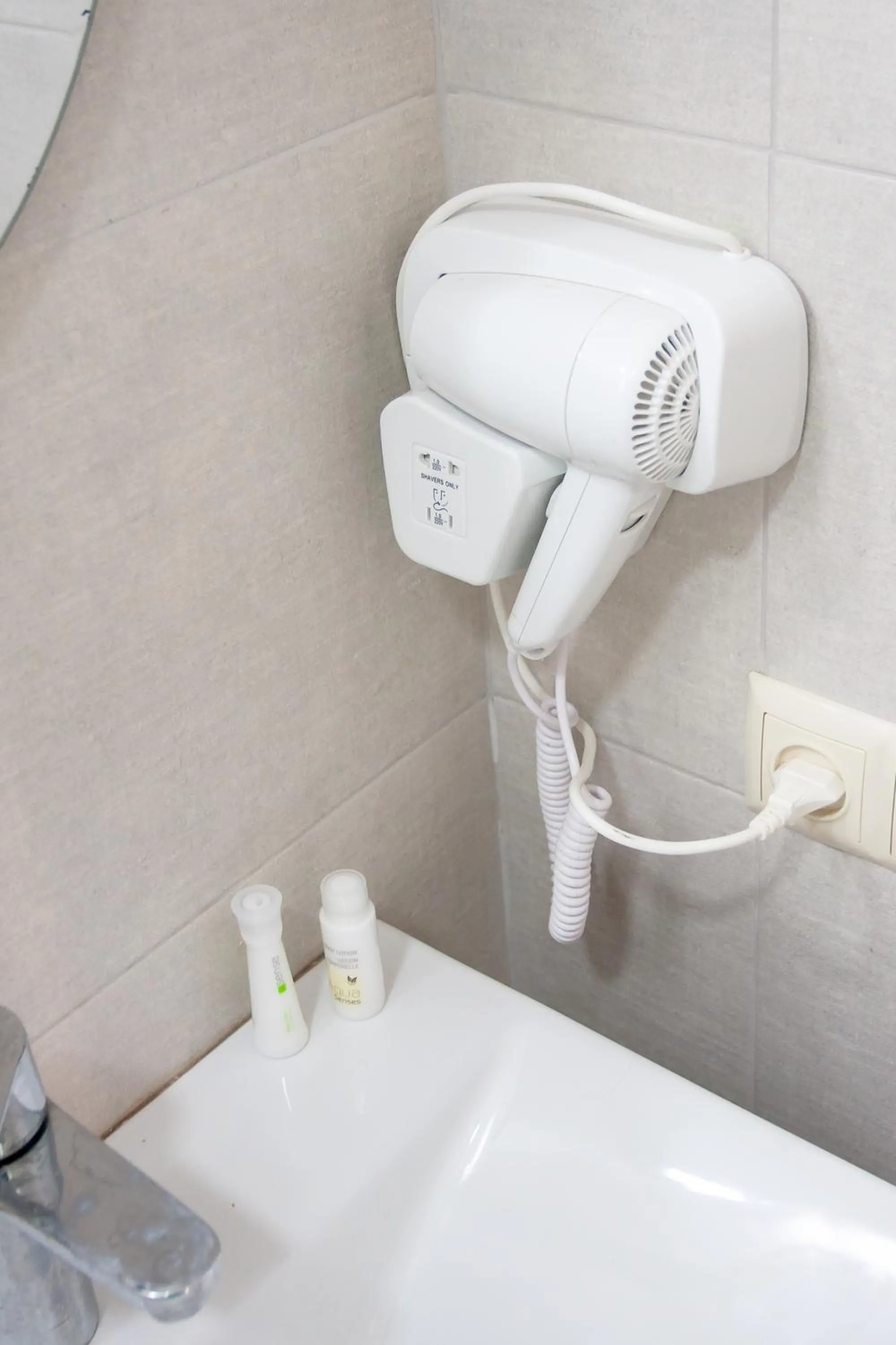 Bathroom in Hotel Casa calda
