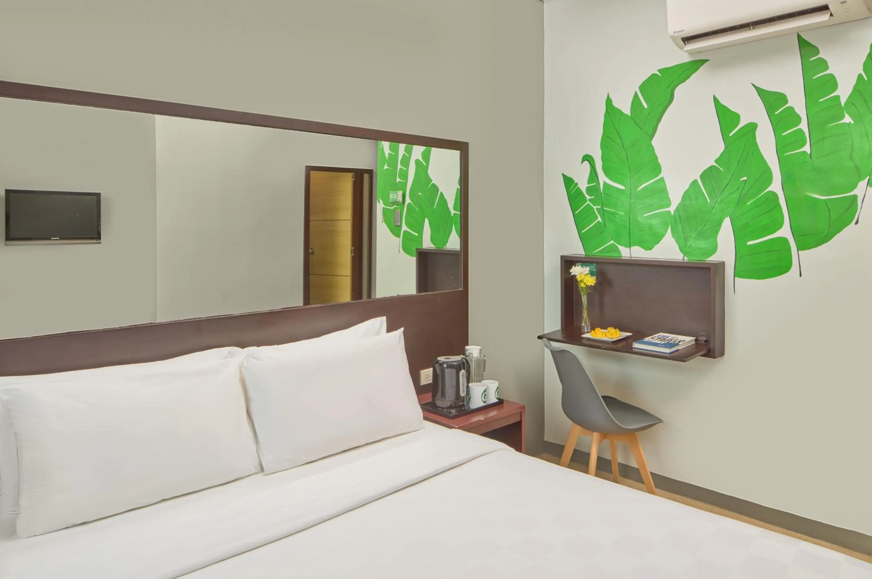 Bed in Go Hotels Puerto Princesa