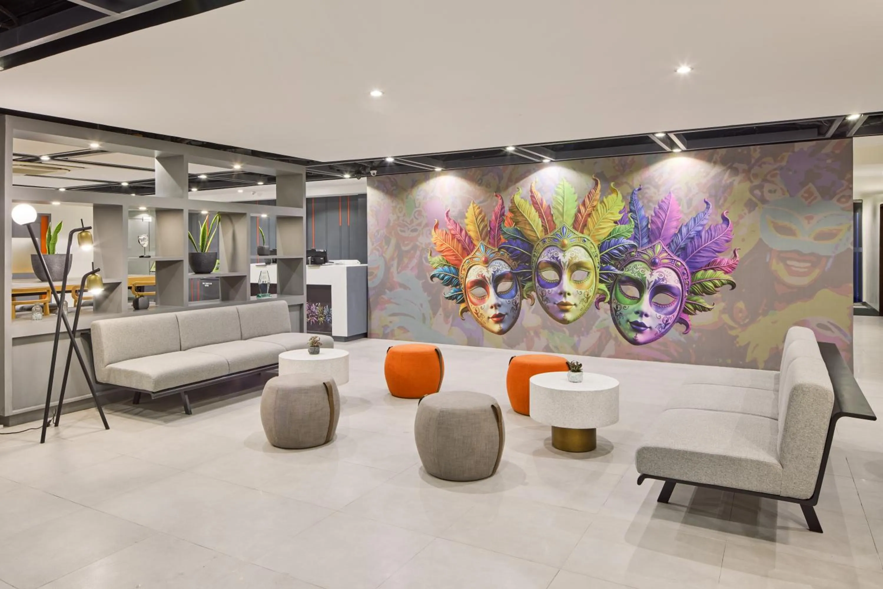 Lobby or reception in Go Hotels Plus Bacolod - Newly Renovated