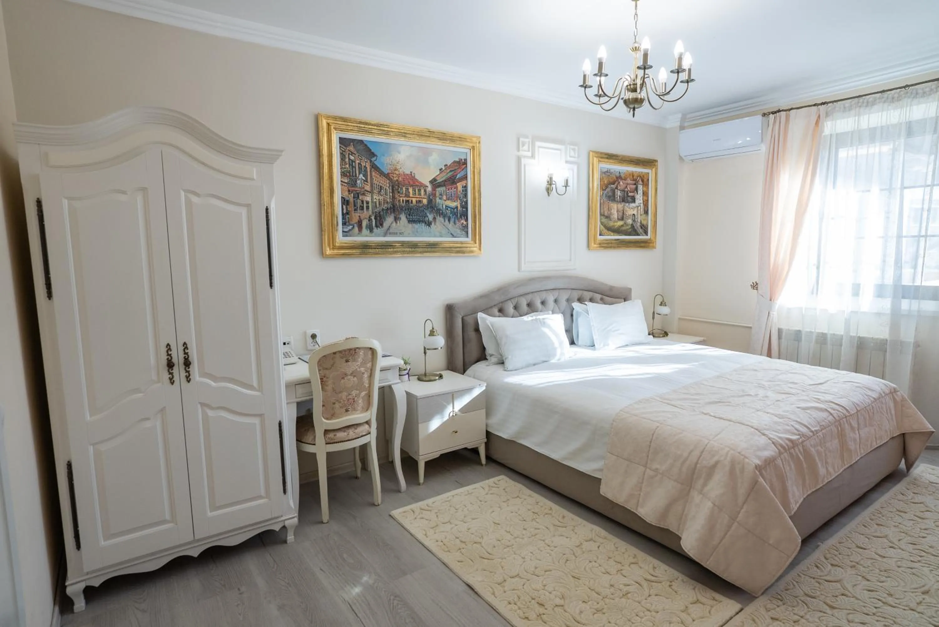 Bedroom, Bed in Villa Alice