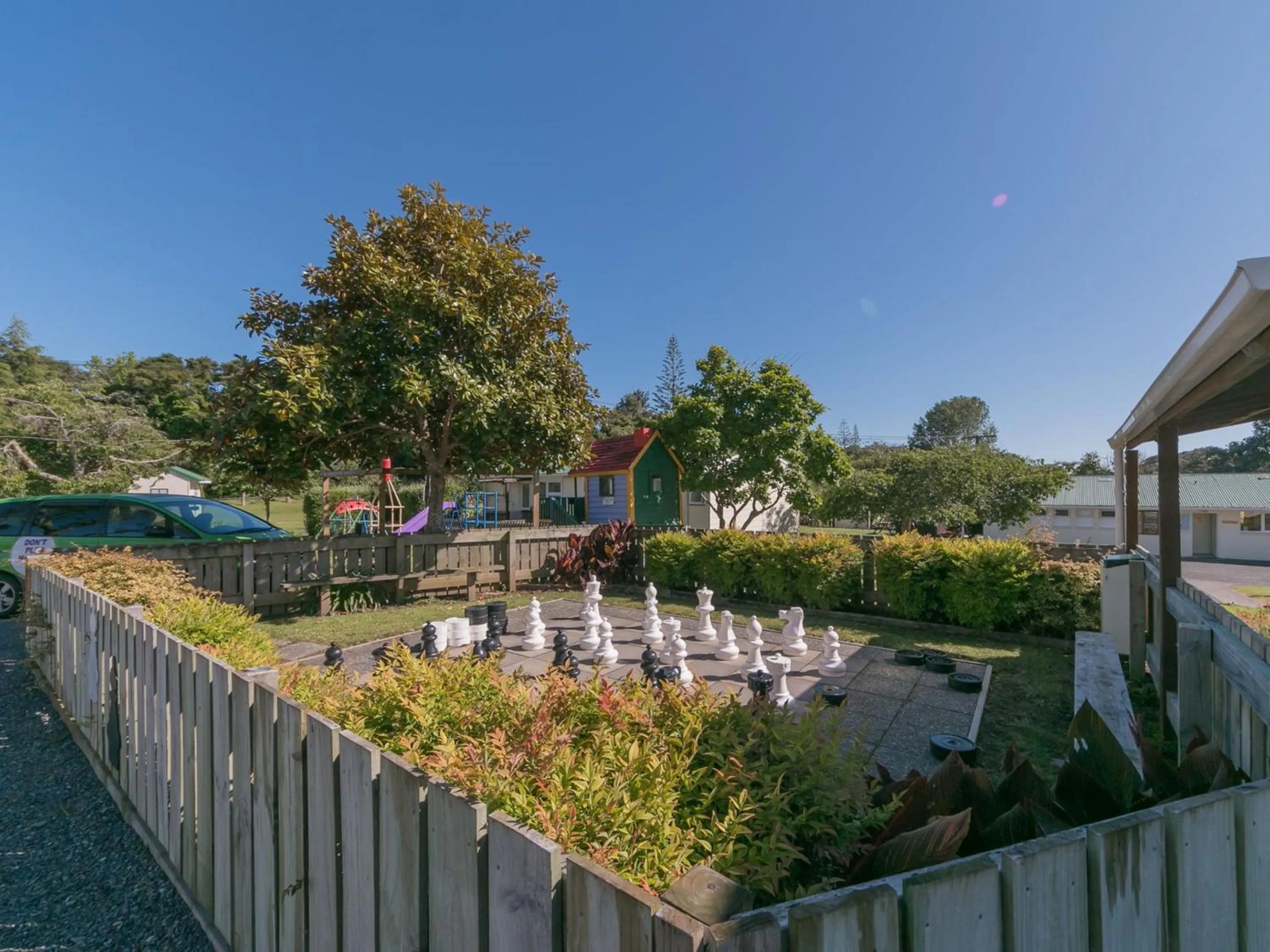 Garden view in Orere Point TOP 10 Holiday Park