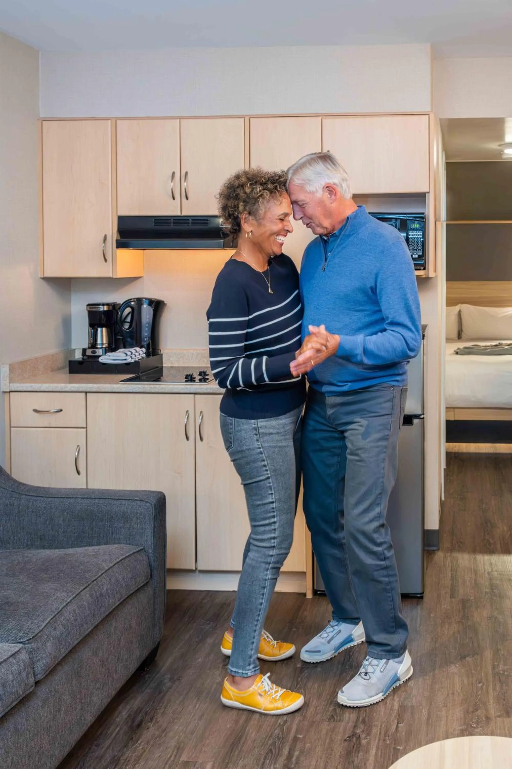 Kitchen or kitchenette in Accent Inns Kelowna