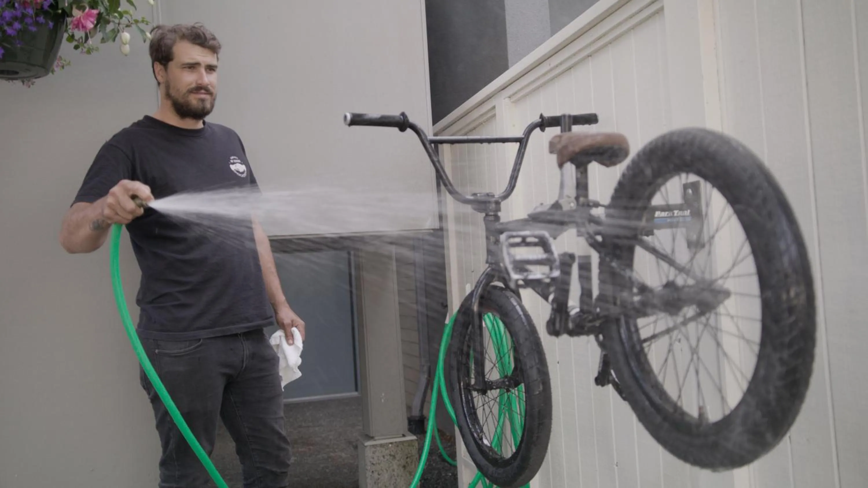 Cycling in Accent Inns Kelowna