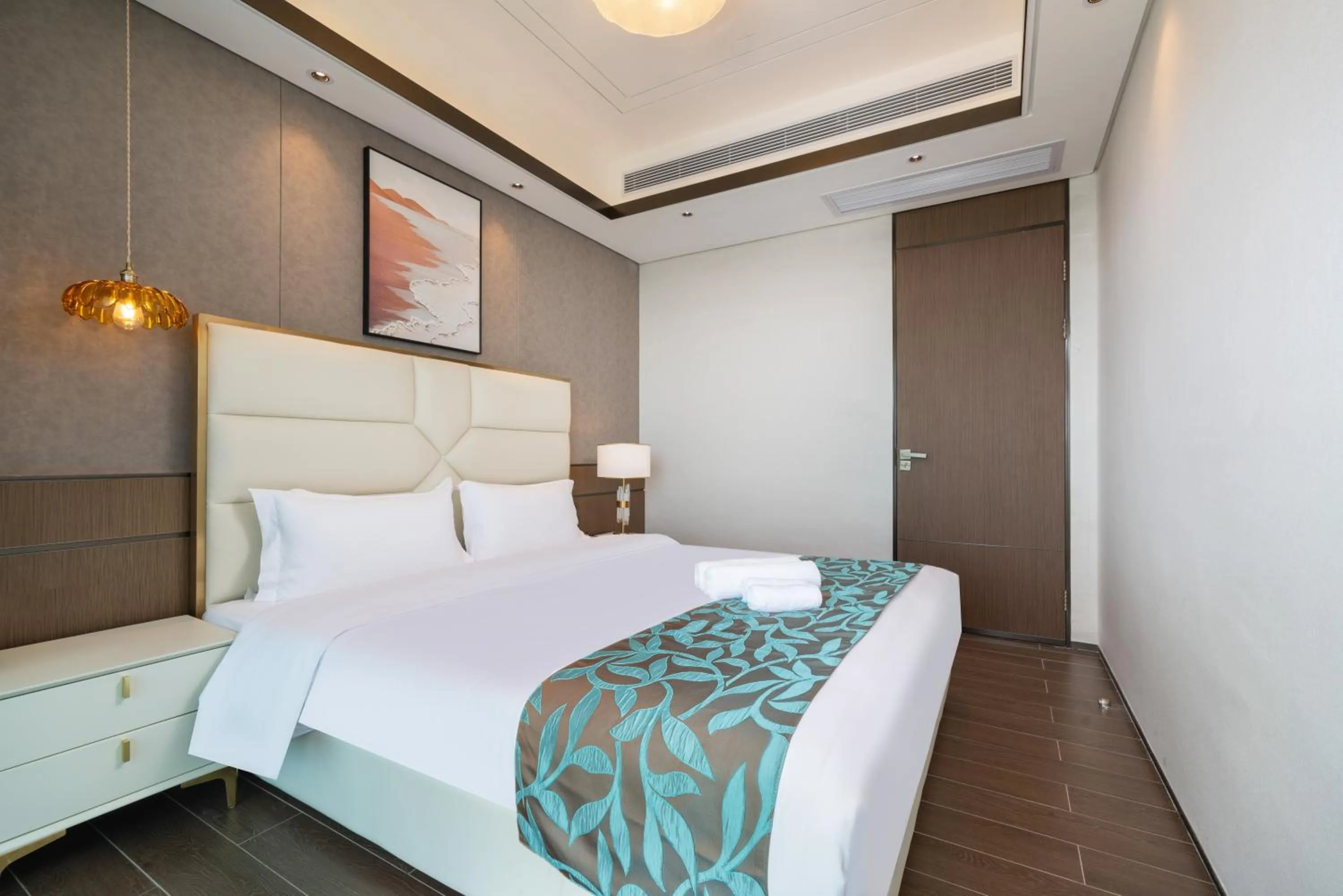 Bedroom, Bed in Elnob Seaview Aparthotel Hai Tang Bay Sanya