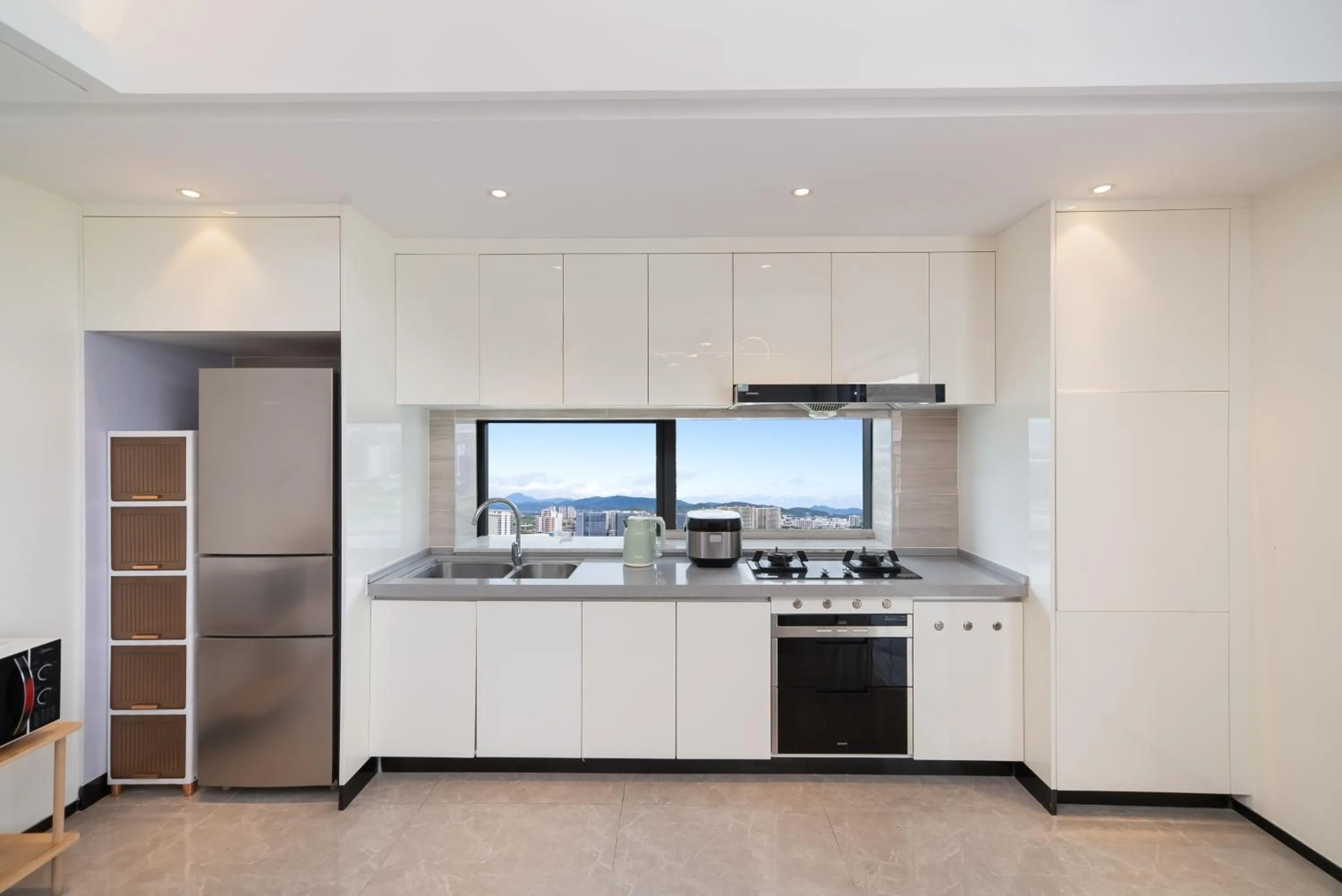 Kitchen or kitchenette in Elnob Seaview Aparthotel Hai Tang Bay Sanya