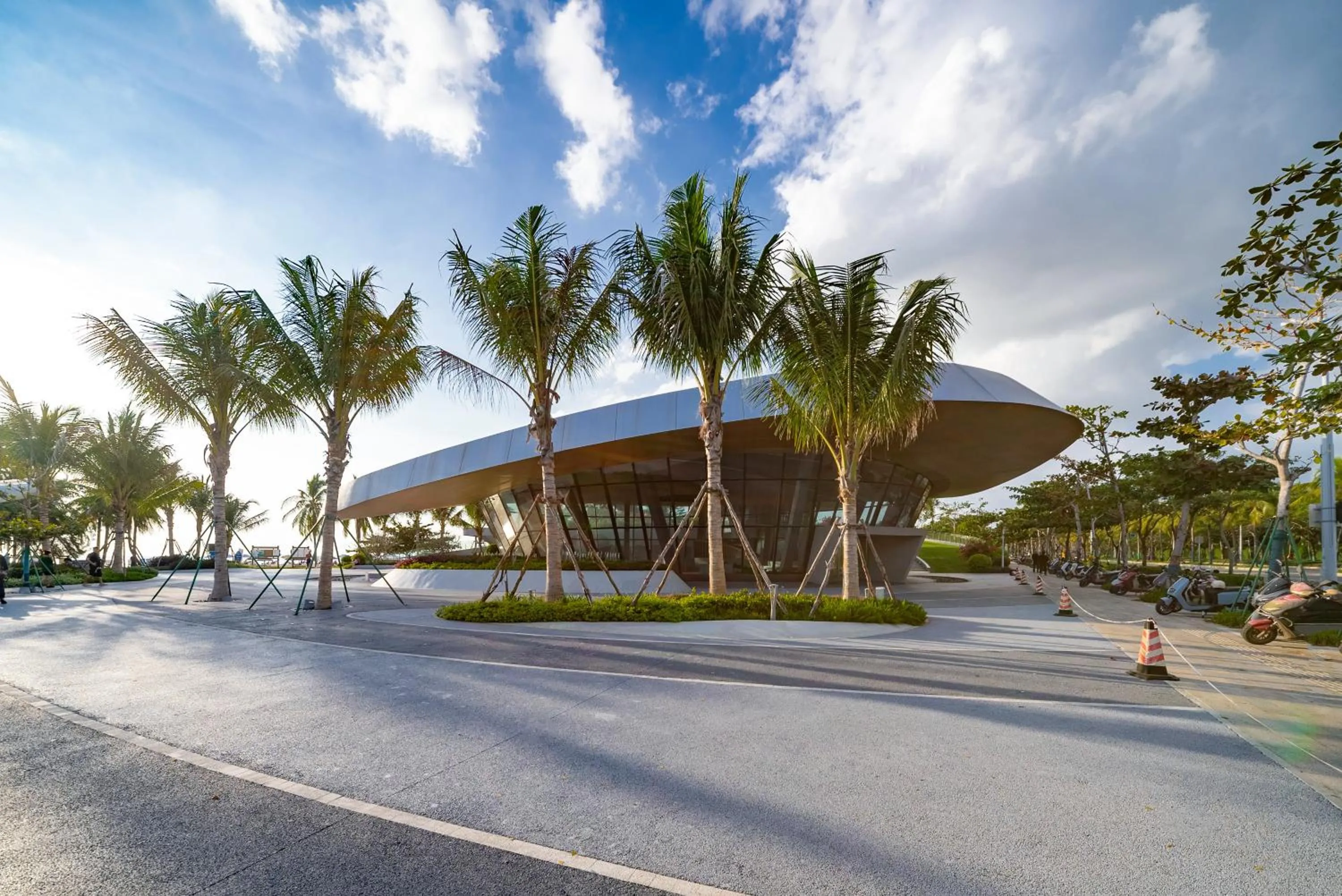 Neighbourhood in Elnob Seaview Aparthotel Hai Tang Bay Sanya