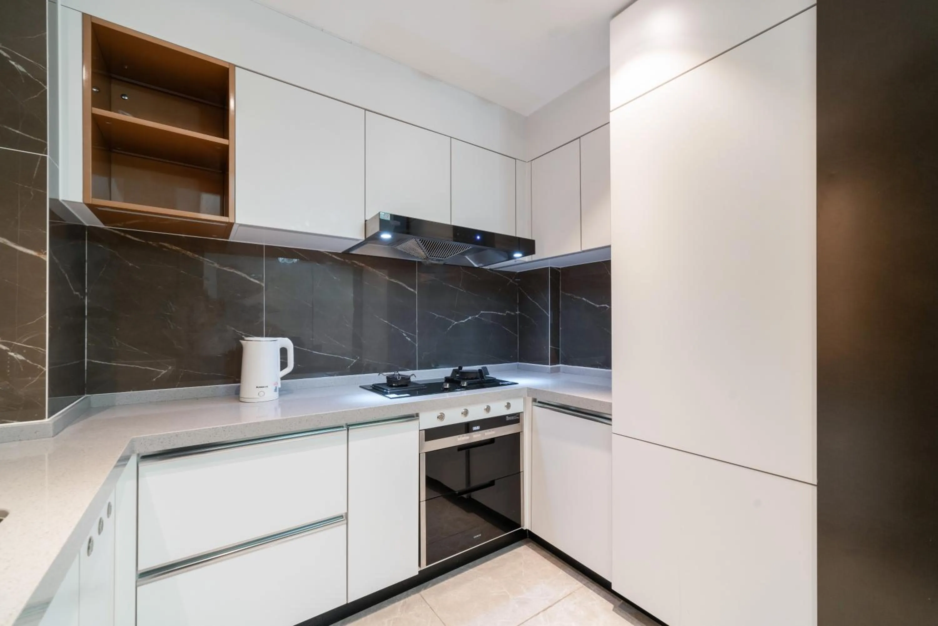 Kitchen or kitchenette in Elnob Seaview Aparthotel Hai Tang Bay Sanya