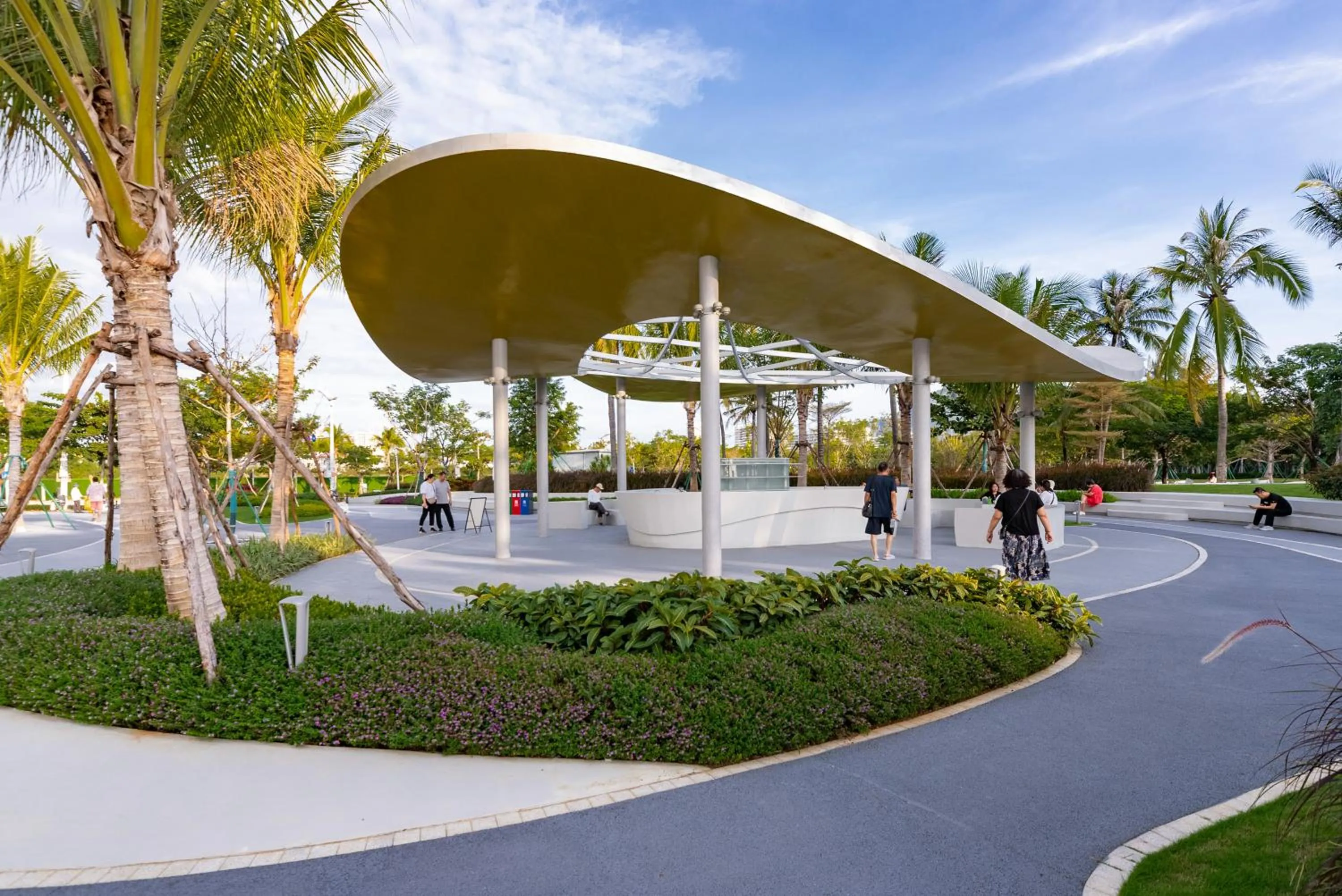 Neighbourhood in Elnob Seaview Aparthotel Hai Tang Bay Sanya