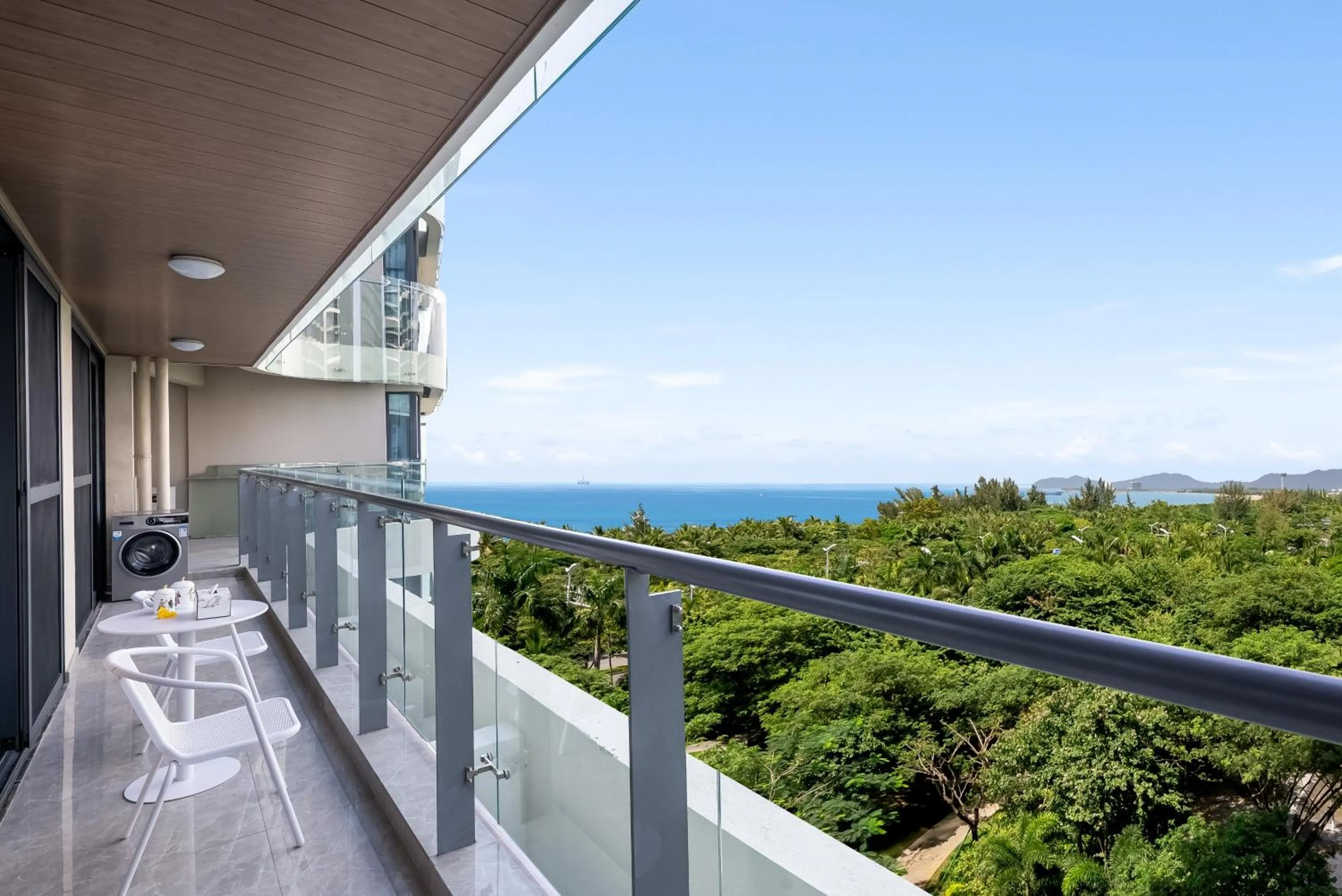 Balcony/Terrace in Elnob Seaview Aparthotel Hai Tang Bay Sanya