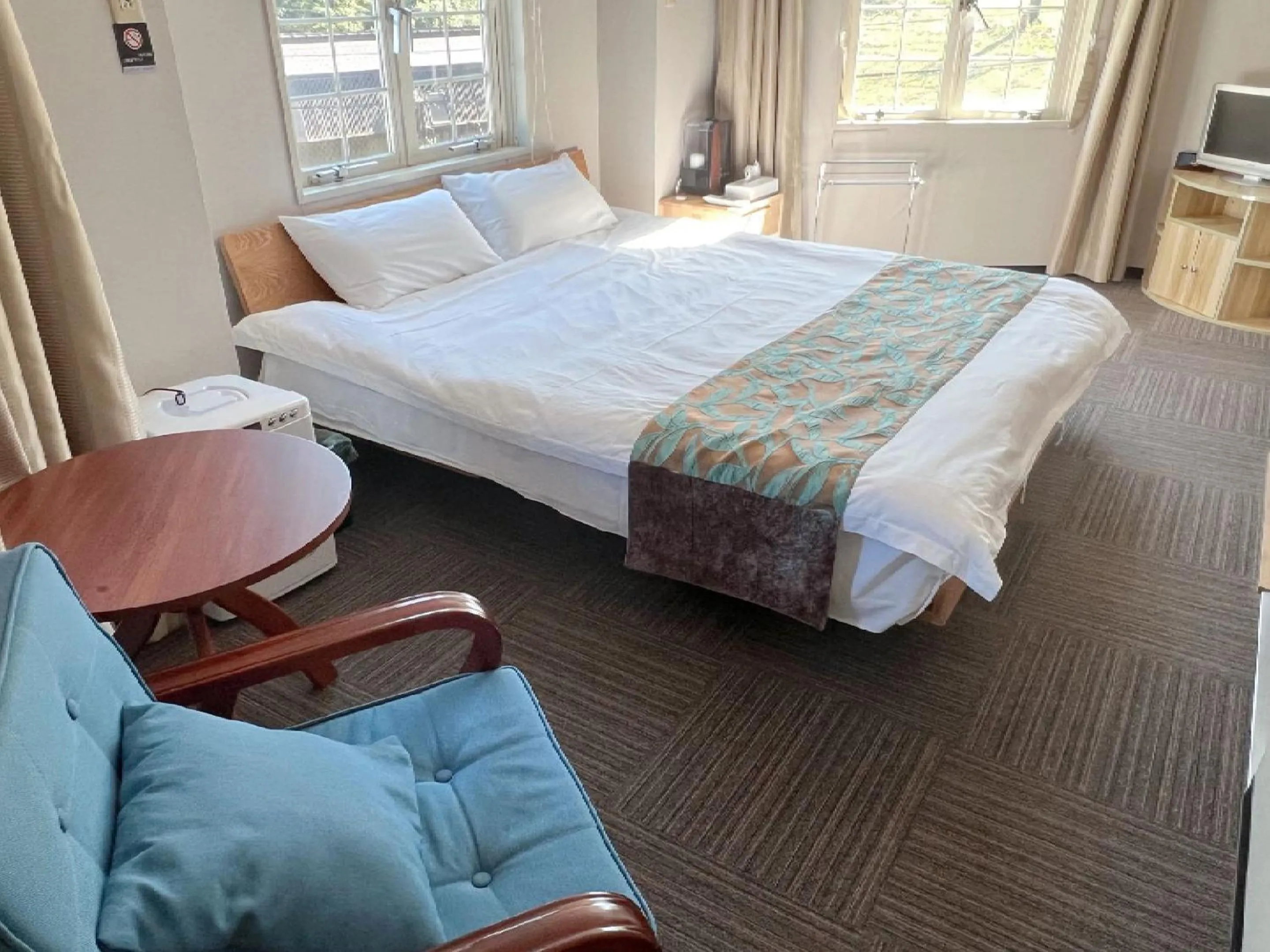 Photo of the whole room, Bed in Hakuba Sun Valley Hotel
