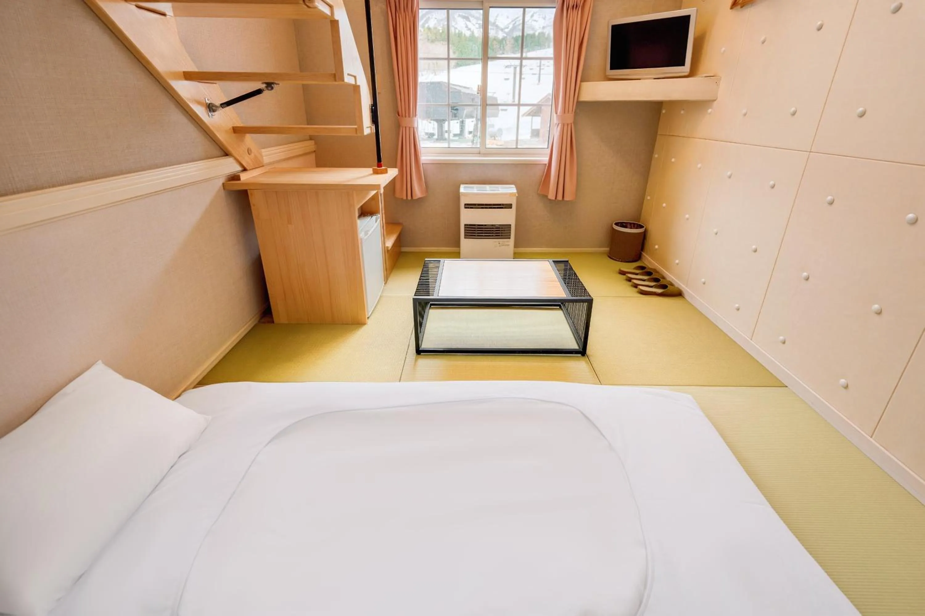 Bed in Hakuba Sun Valley Hotel