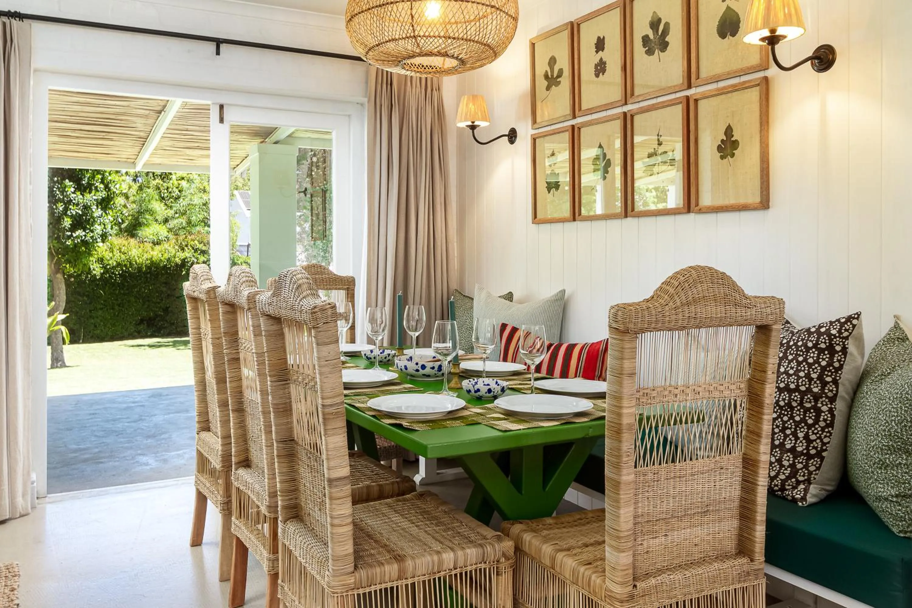 Dining area in Noordhoek Village Hotel