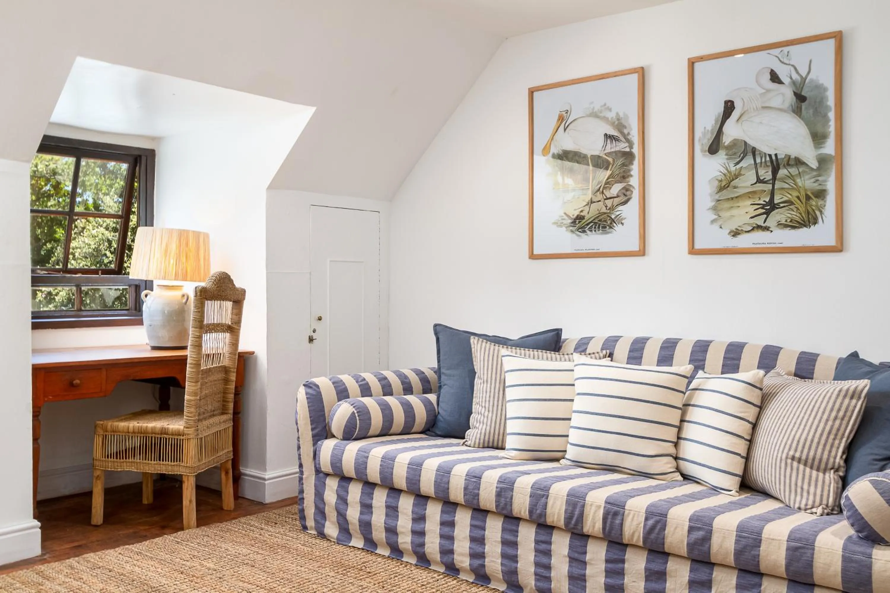 Living room in Noordhoek Village Hotel