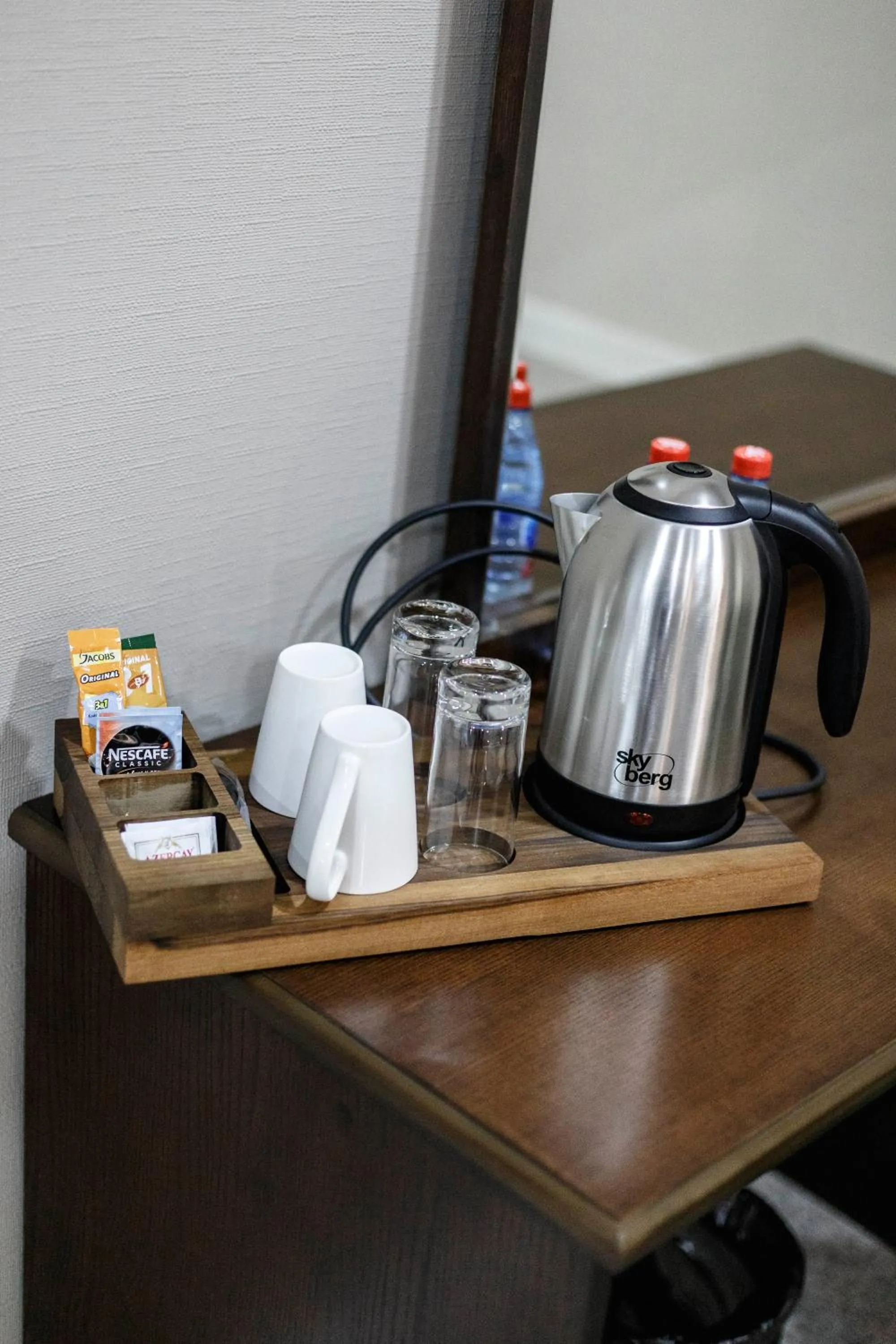 Coffee/tea facilities in Parallel Hotel