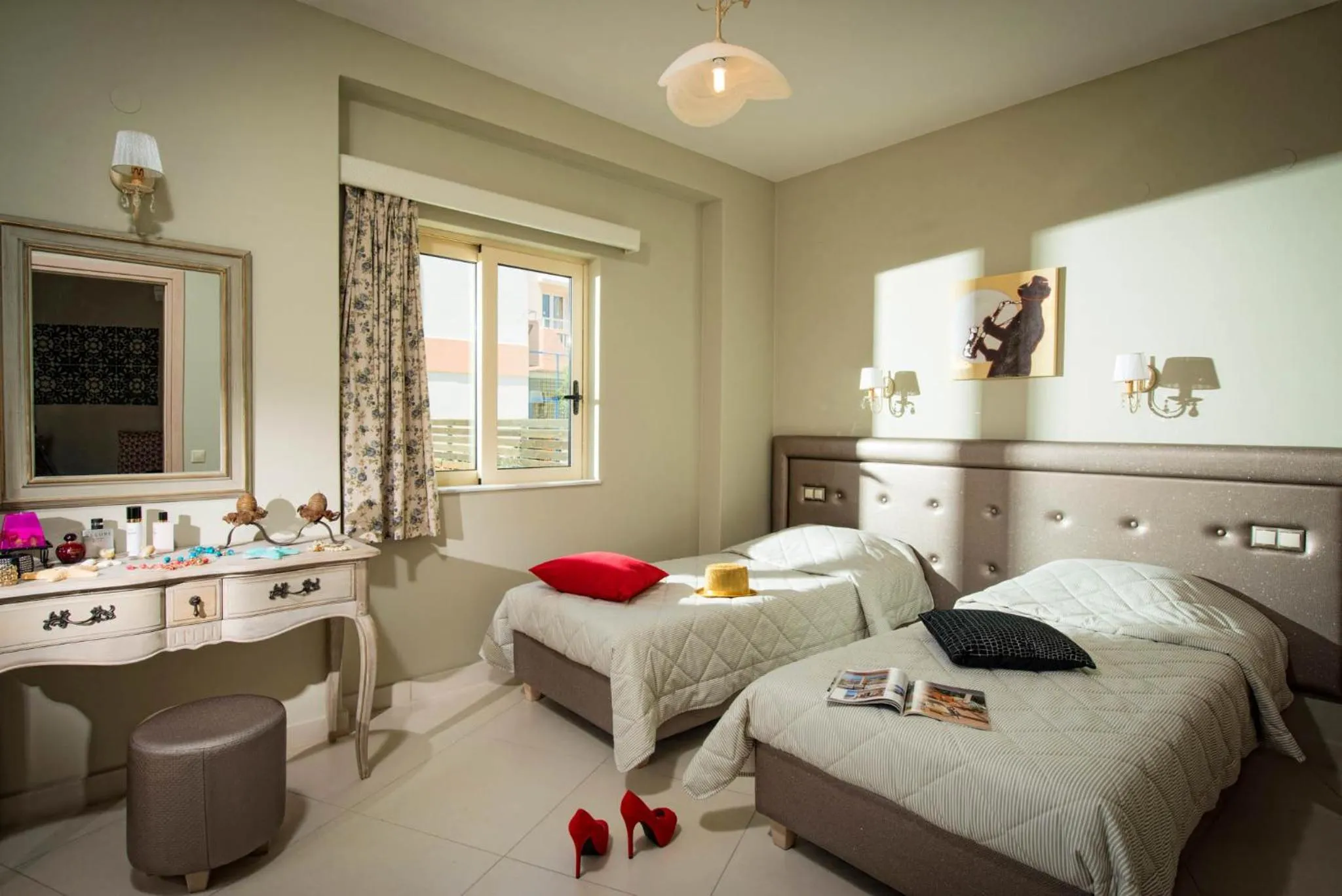 Bedroom, Bed in Sarpidon Apartments