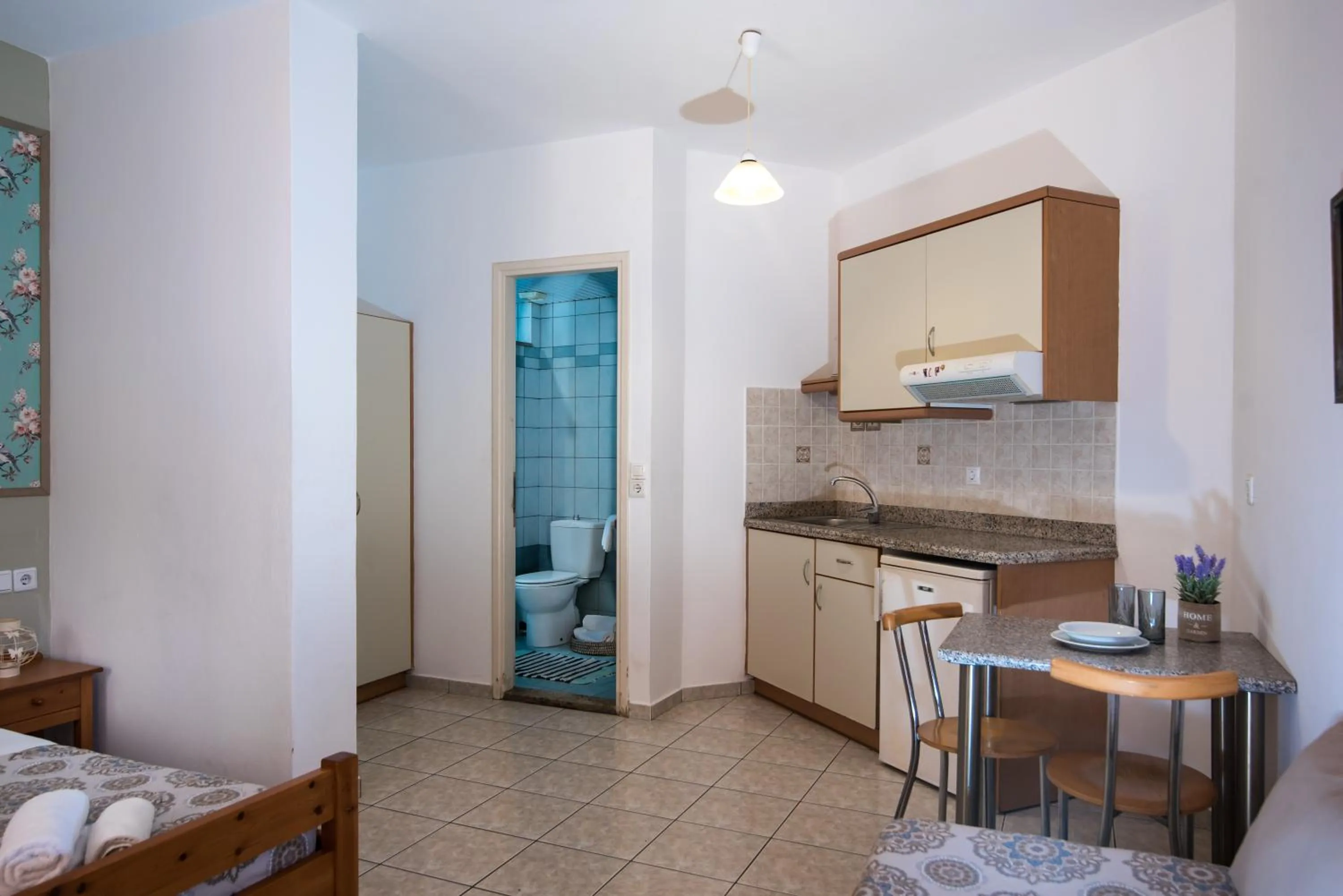 Kitchen or kitchenette in Sarpidon Apartments