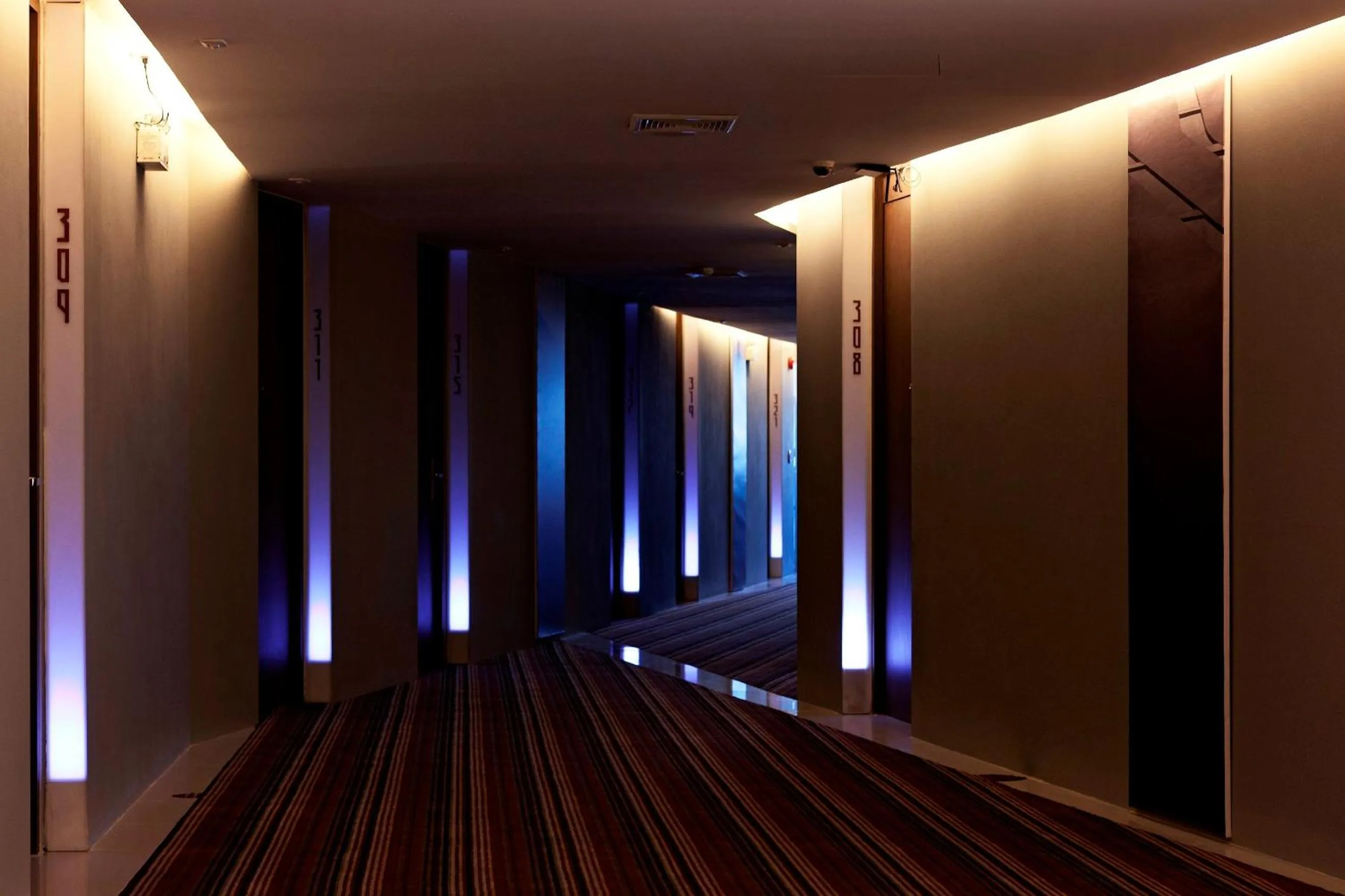 Facade/entrance in Nine Forty One Hotel