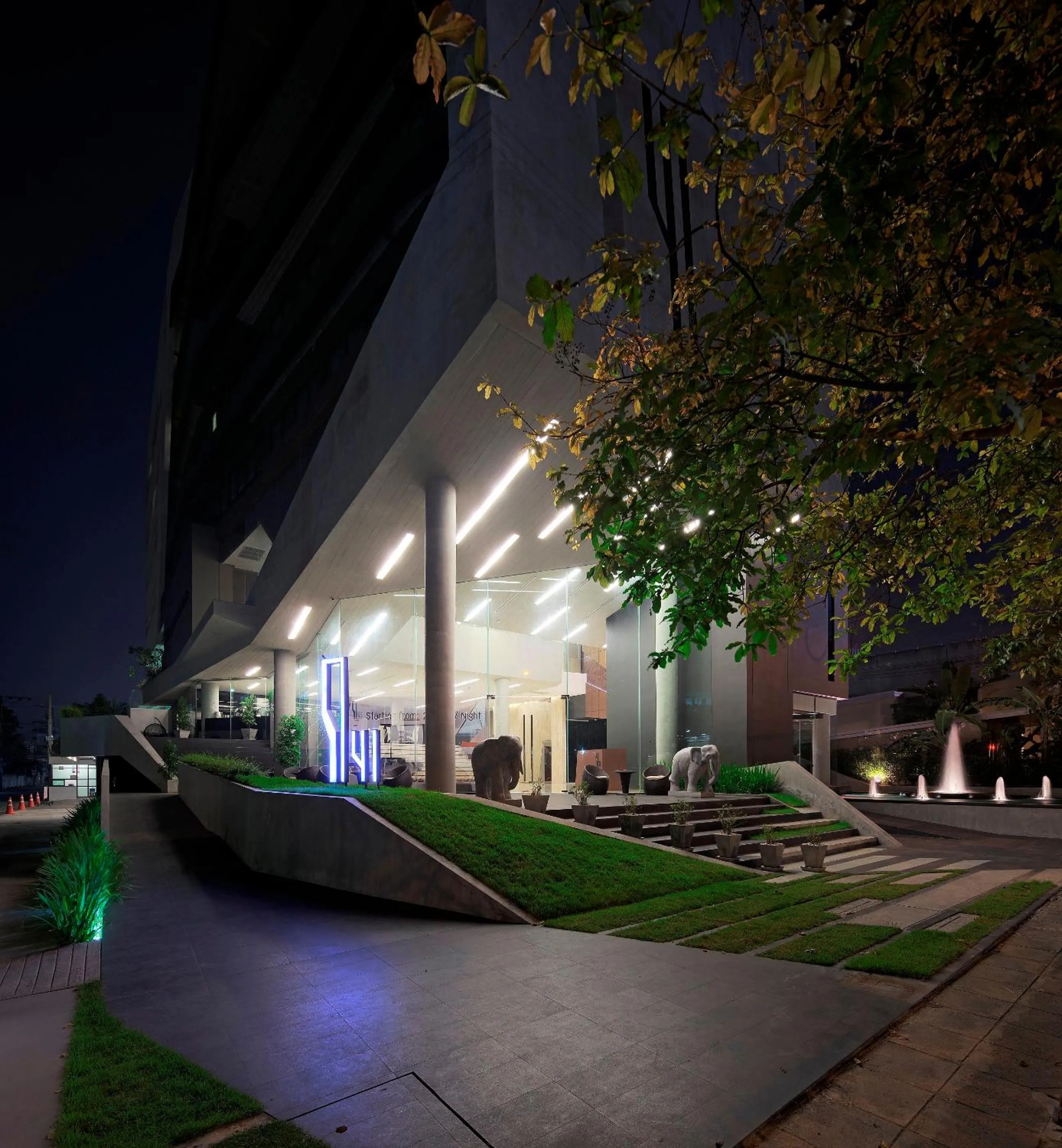 Property building in Nine Forty One Hotel