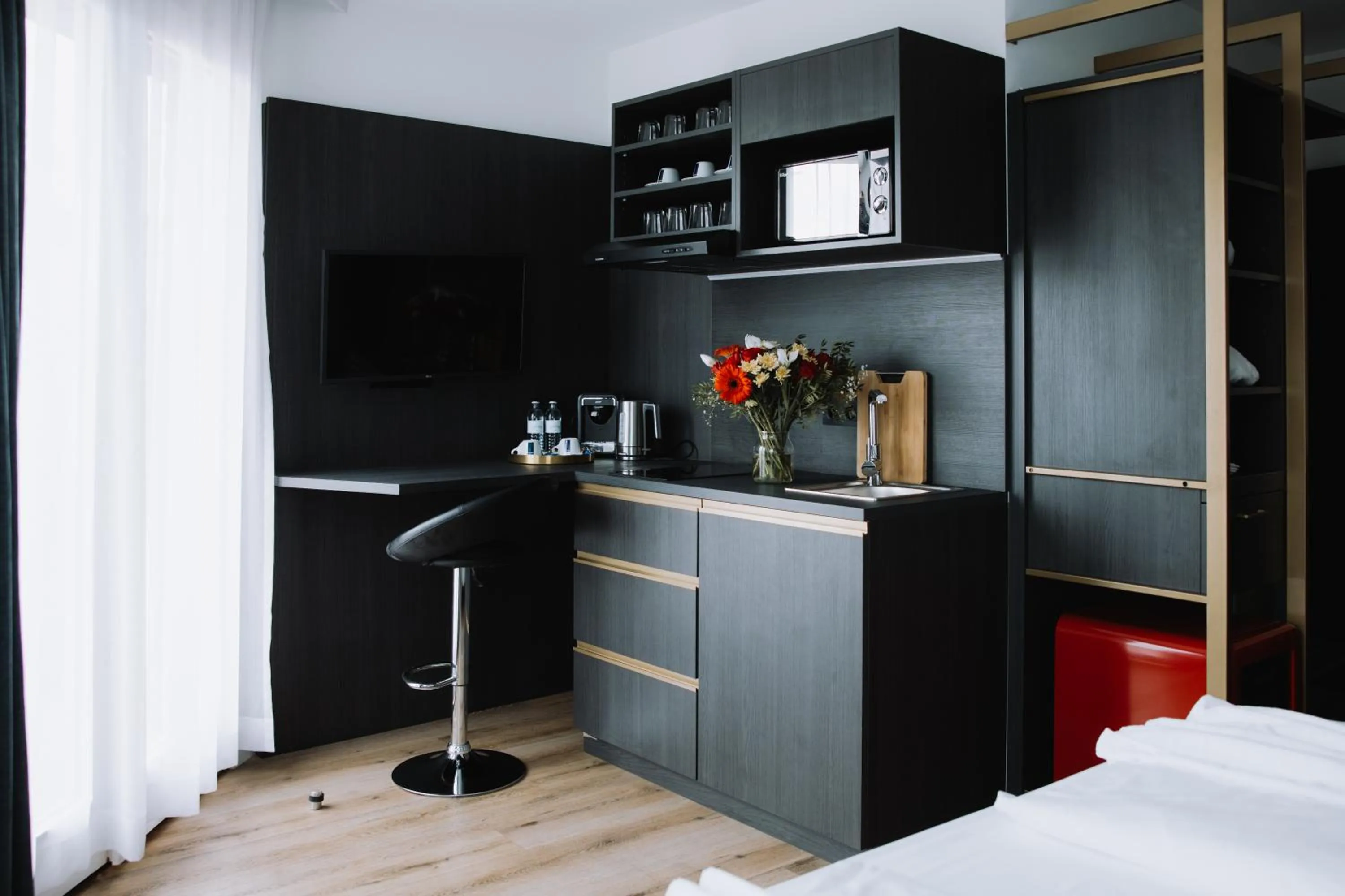 TV and multimedia, Bed in Florum Hotel